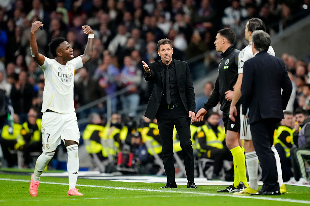 „Egyszerűen utálom őt!” – Diego Simeone ismét keményen beszólt Vinícius Júniornak