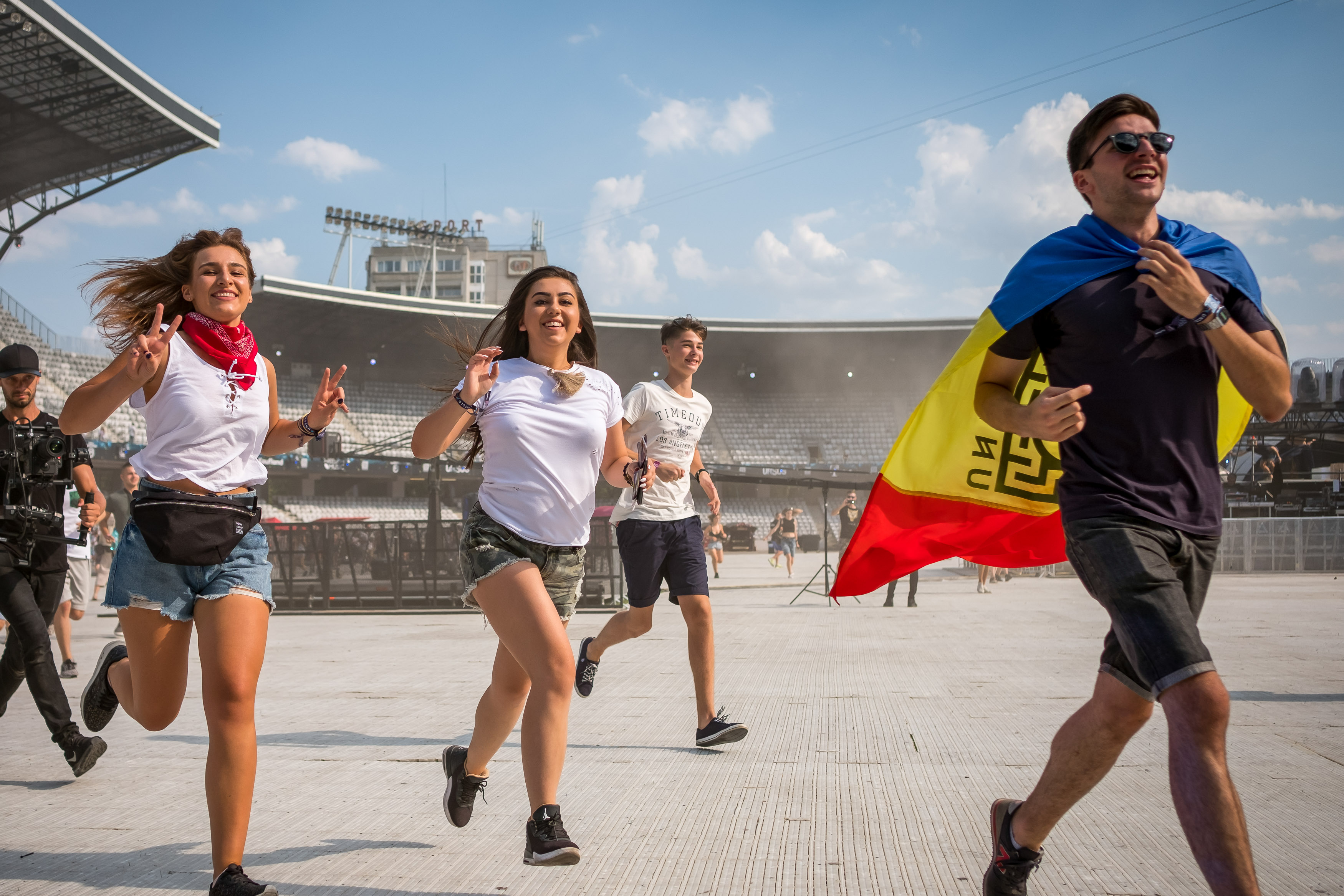 Prima zi de UNTOLD. Distracție, dar și amenzi de 14.000 de lei |  FOTO ȘI VIDEO