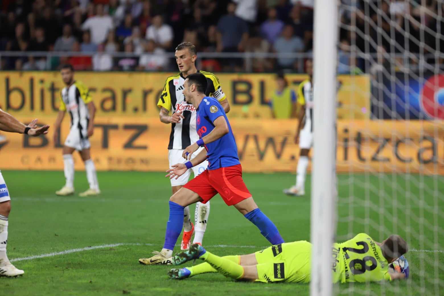 FCSB, calificare senzațională în faza principală a Europa League, după golul lui Darius Olaru din minutul 90+3 | FOTO