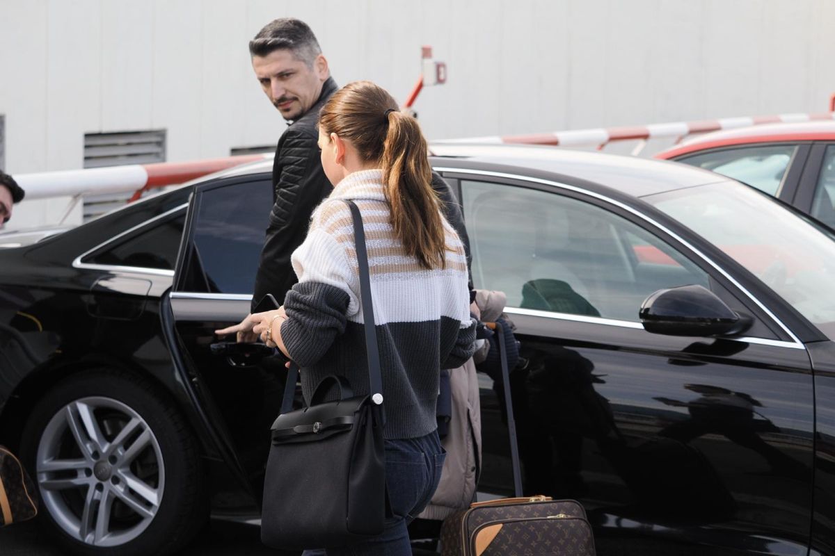 Simona Halep, iritată de jurnaliști la revenirea în țară de la TAS. „Chiar e nevoie de toată chestia asta?”