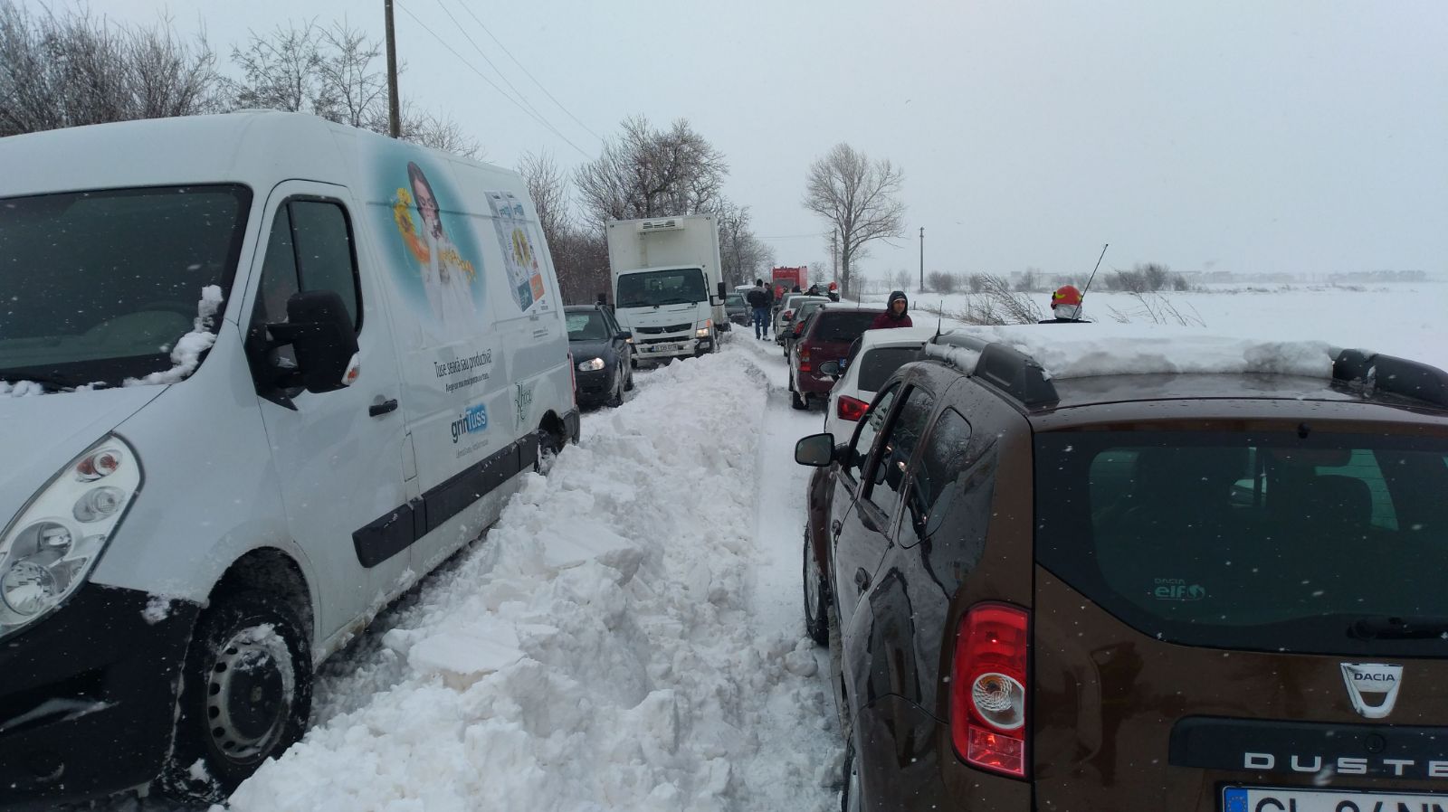UPDATE. Cod portocaliu de ninsori și viscol în 15 județe. Situația drumurilor din țară