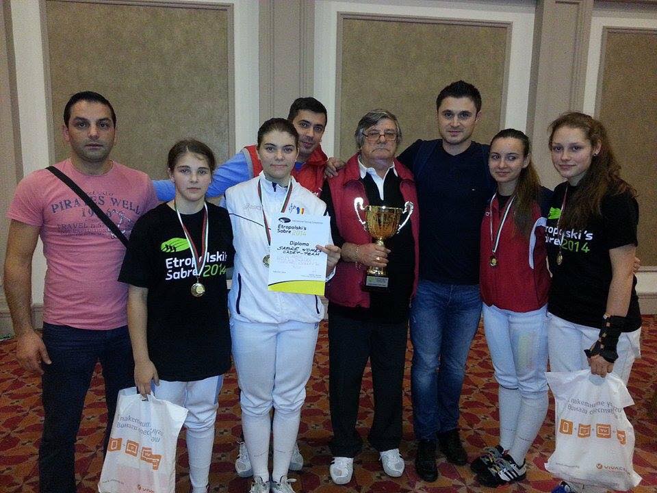 FOTO / România câştigat etapa a patra a Circuitului European de sabie cadeți!