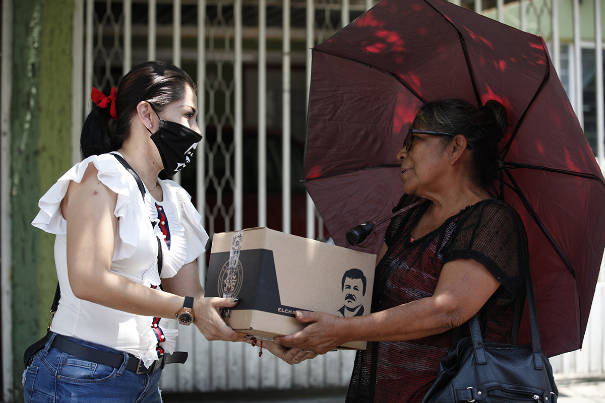 Narcotraficanții mexicani, responsabili de moartea și suferințele a milioane de oameni, distribuie pachete de ajutor familiilor sărace, în criza COVID-19