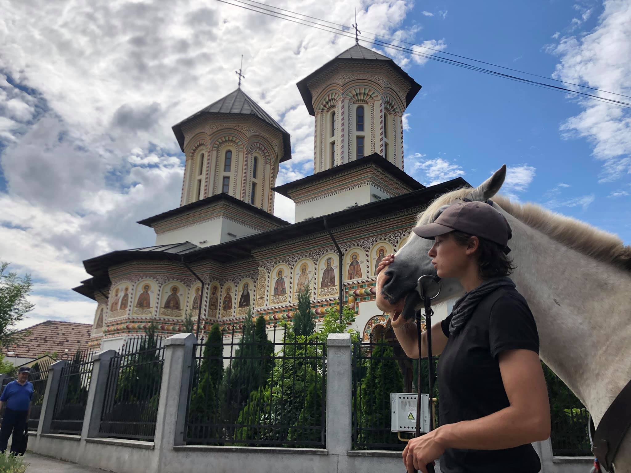 Aventurile celor doi turiști-călăreți care s-au rătăcit în Craiova. „România este o destinație de vis”