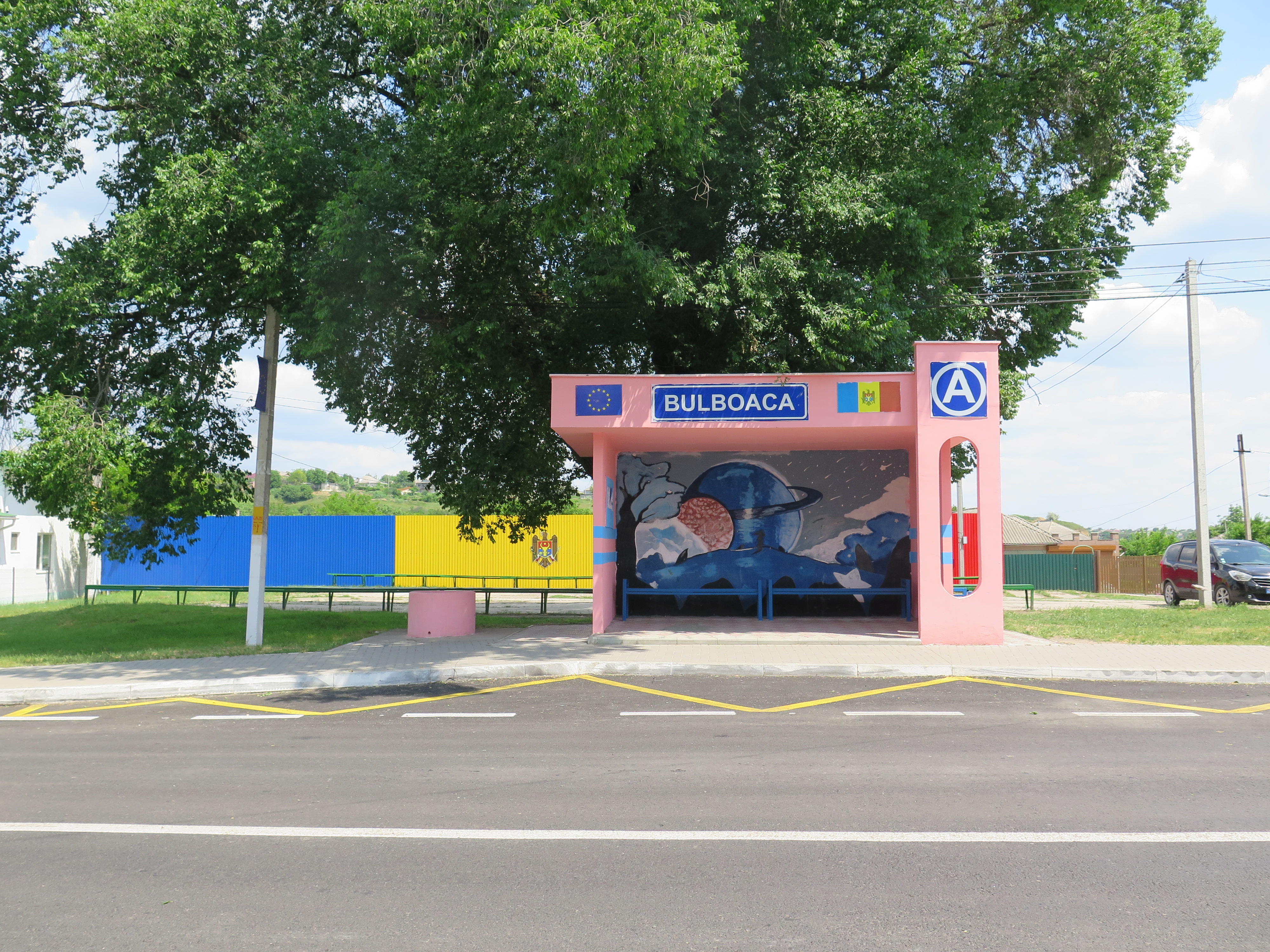 REPORTAJ LA CASTELUL MIMI. Liderii Uniunii Europene au ajuns în Republica Moldova și vor vedea locul de unde le vin oamenii care le muncesc  pe câmpuri, pe șantiere și în locuințe