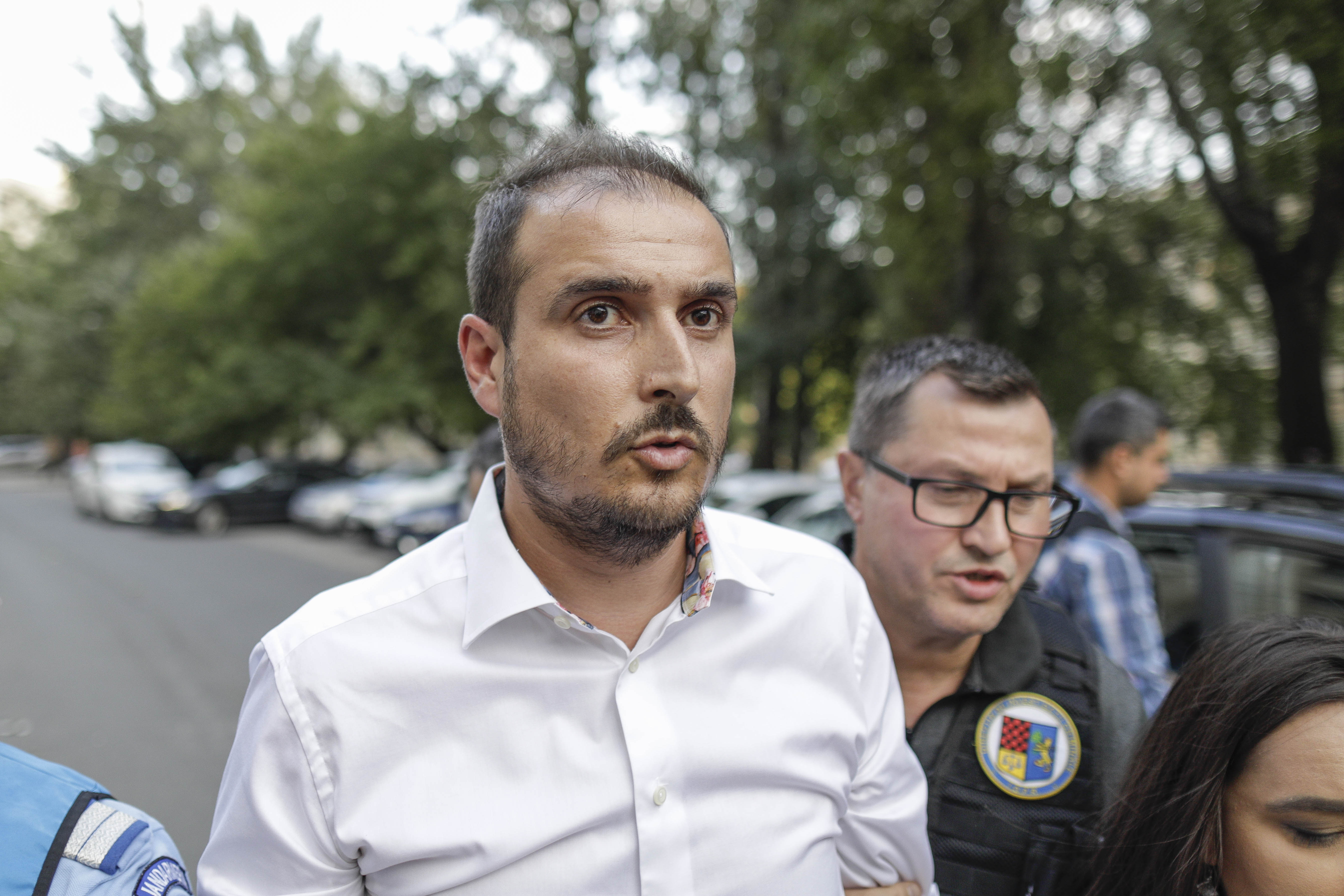 Ionuț Doldurea și Cosmin Stîngă, patronii stației GPL care a explodat la Crevedia, duși din nou la audieri, după ce și-au petrecut noaptea în arest