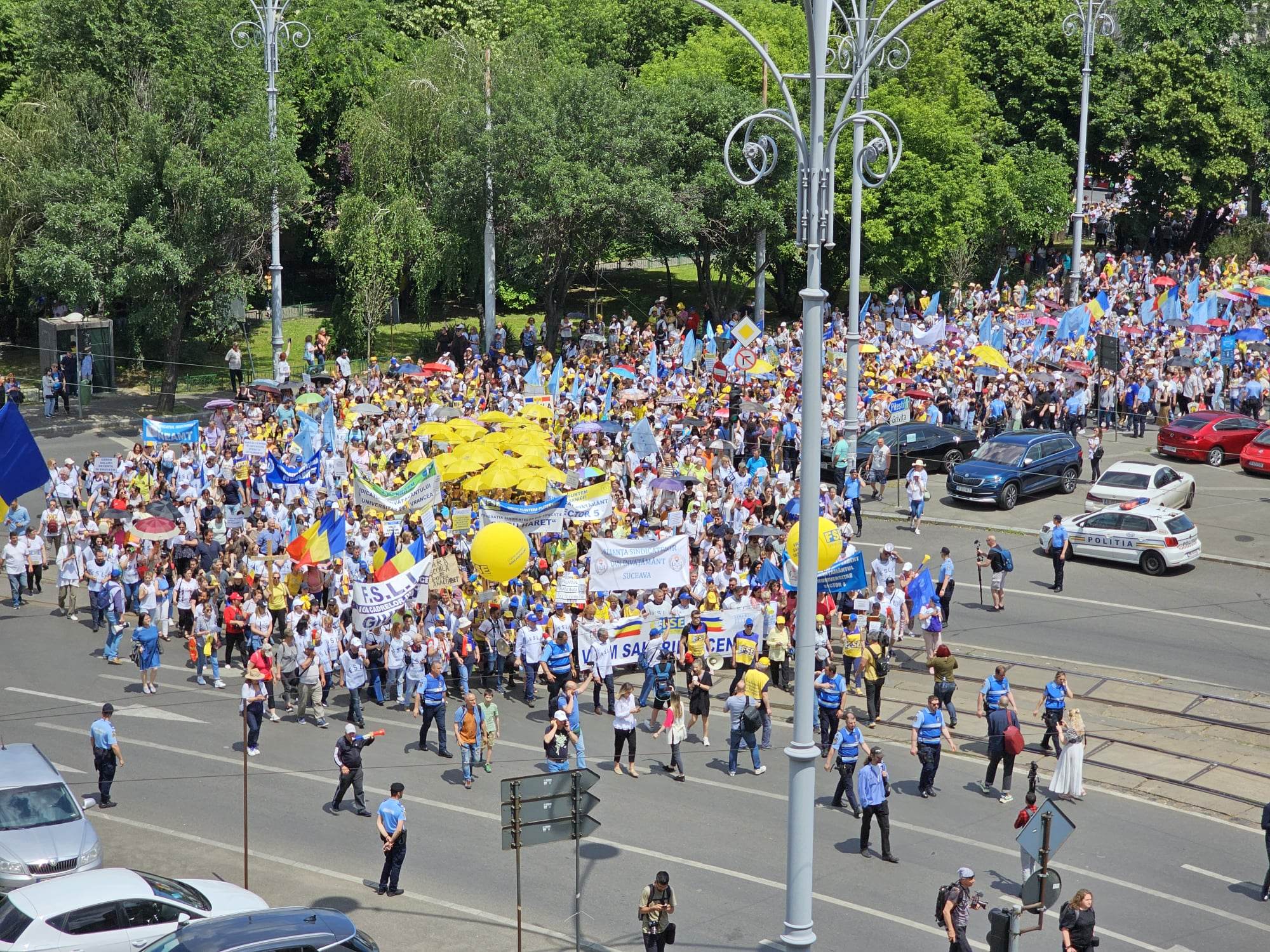 Al doilea protest major al cadrelor didactice. Ce le-a promis Iohannis sindicaliștilor, în a doua săptămână de grevă, în timp ce profesorii protestau la Palatul Cotroceni