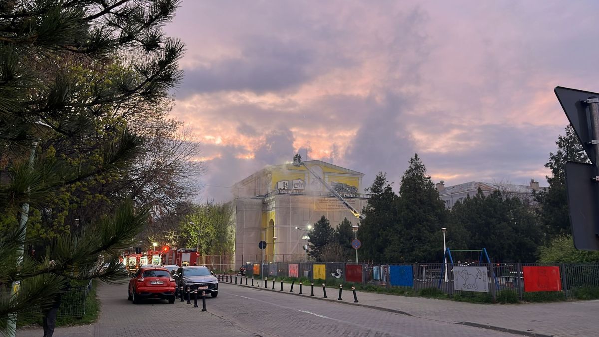 Incendiu la Teatrul Masca din București. Flăcările au cuprins o sală de spectacole
