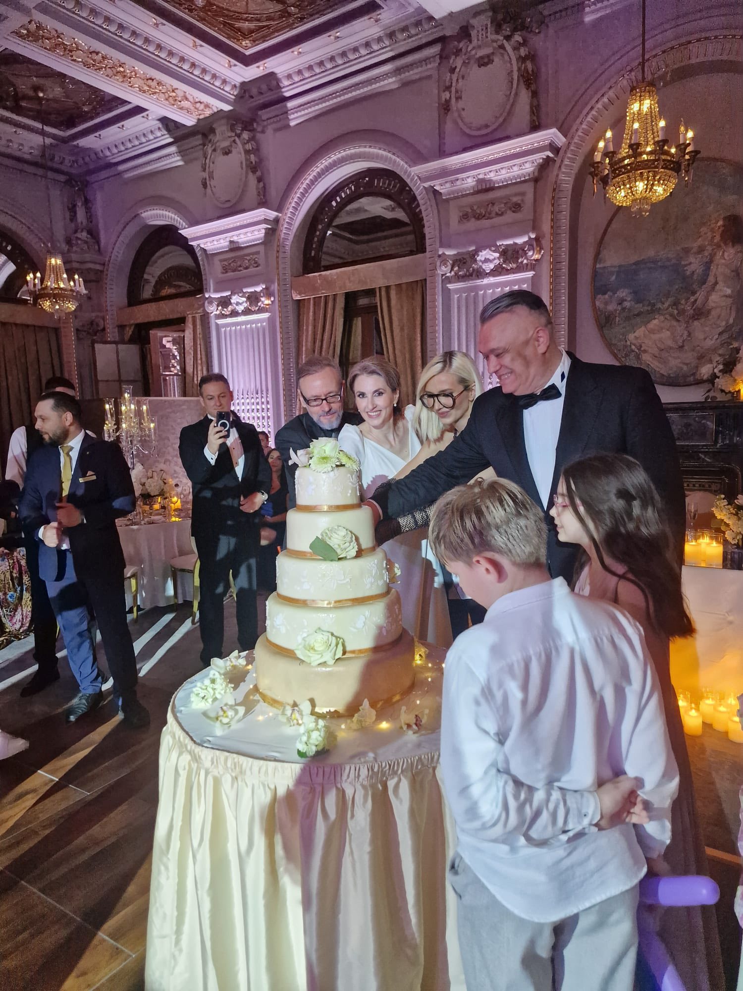Mesajul lui Mihai Albu, după ce s-a căsătorit și a fost felicitat public de fosta soție, Iulia Albu