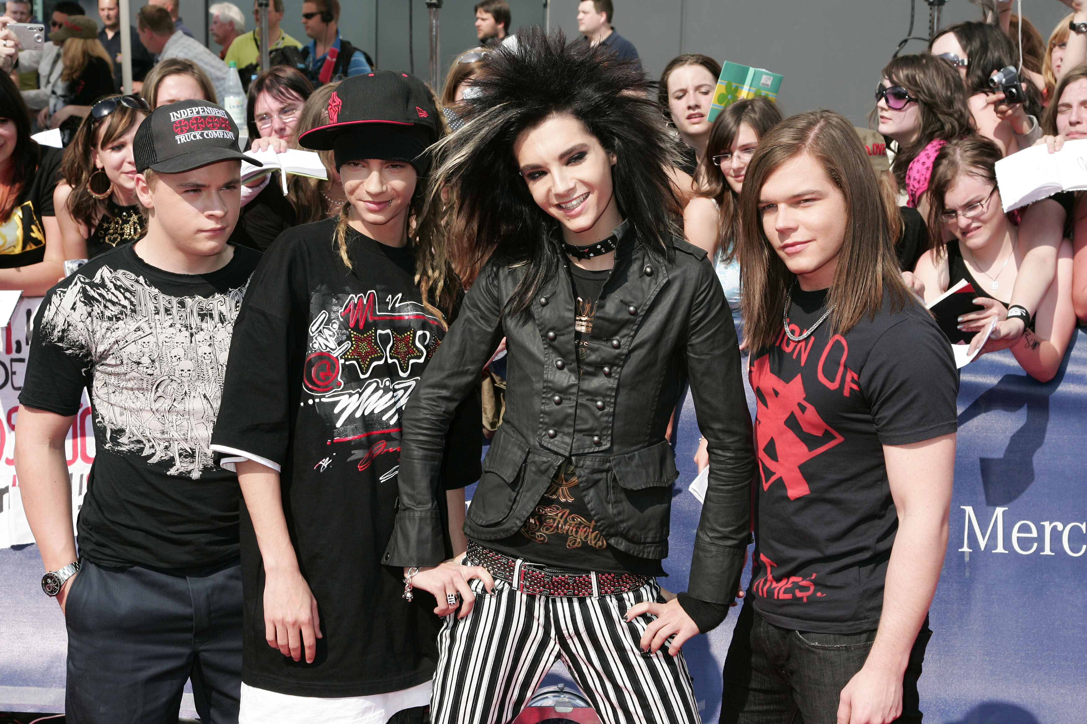 Cum arată artiștii de la Tokio Hotel după 20 de ani de carieră. Recent au cântat live cea mai nouă melodie în fața lui Heidi Klum