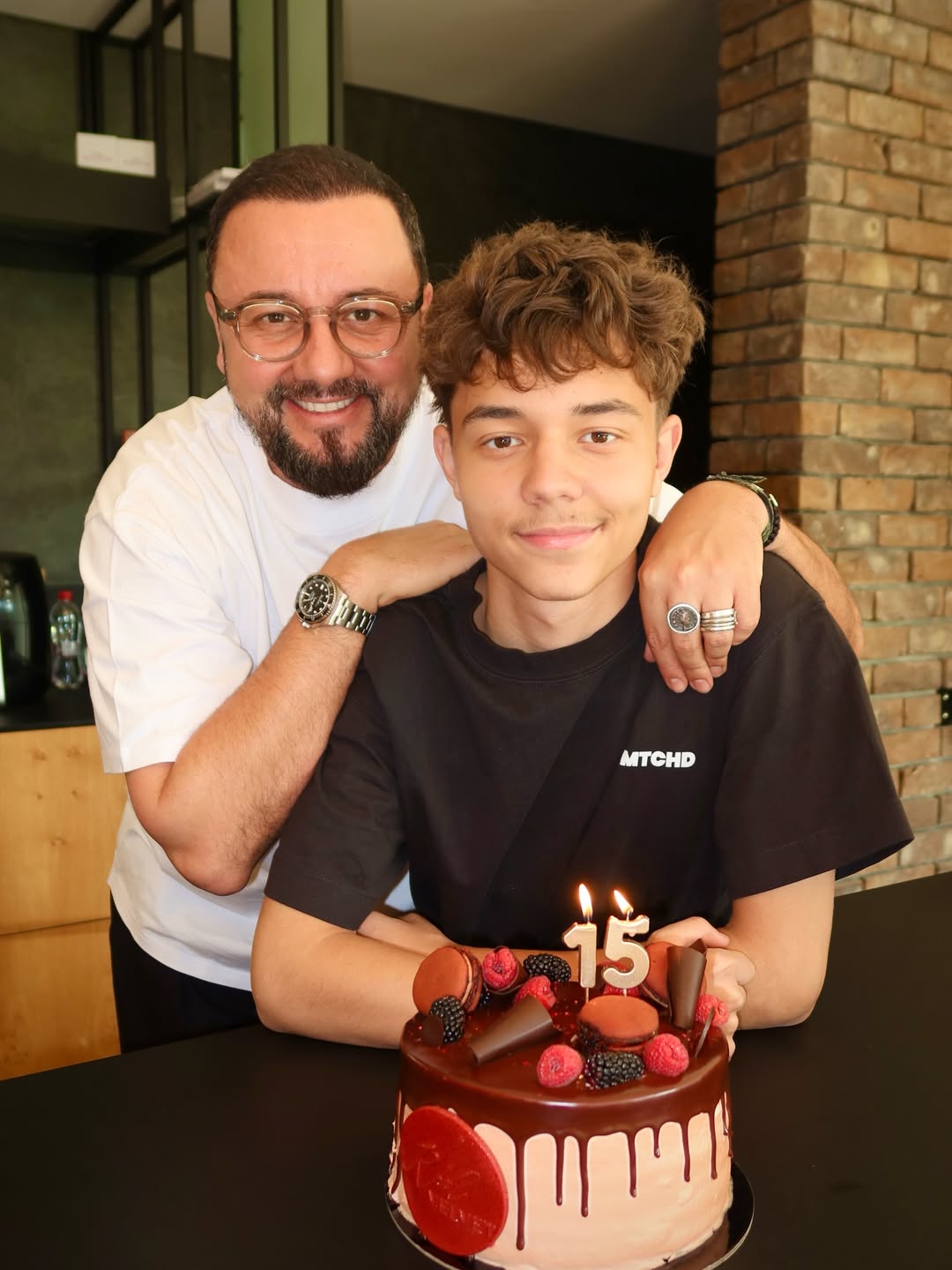 Mesajul special pe care Andra și Cătălin Măruță l-au postat pe internet în ziua în care David a împlinit 15 ani: „Să rămâi mereu așa”