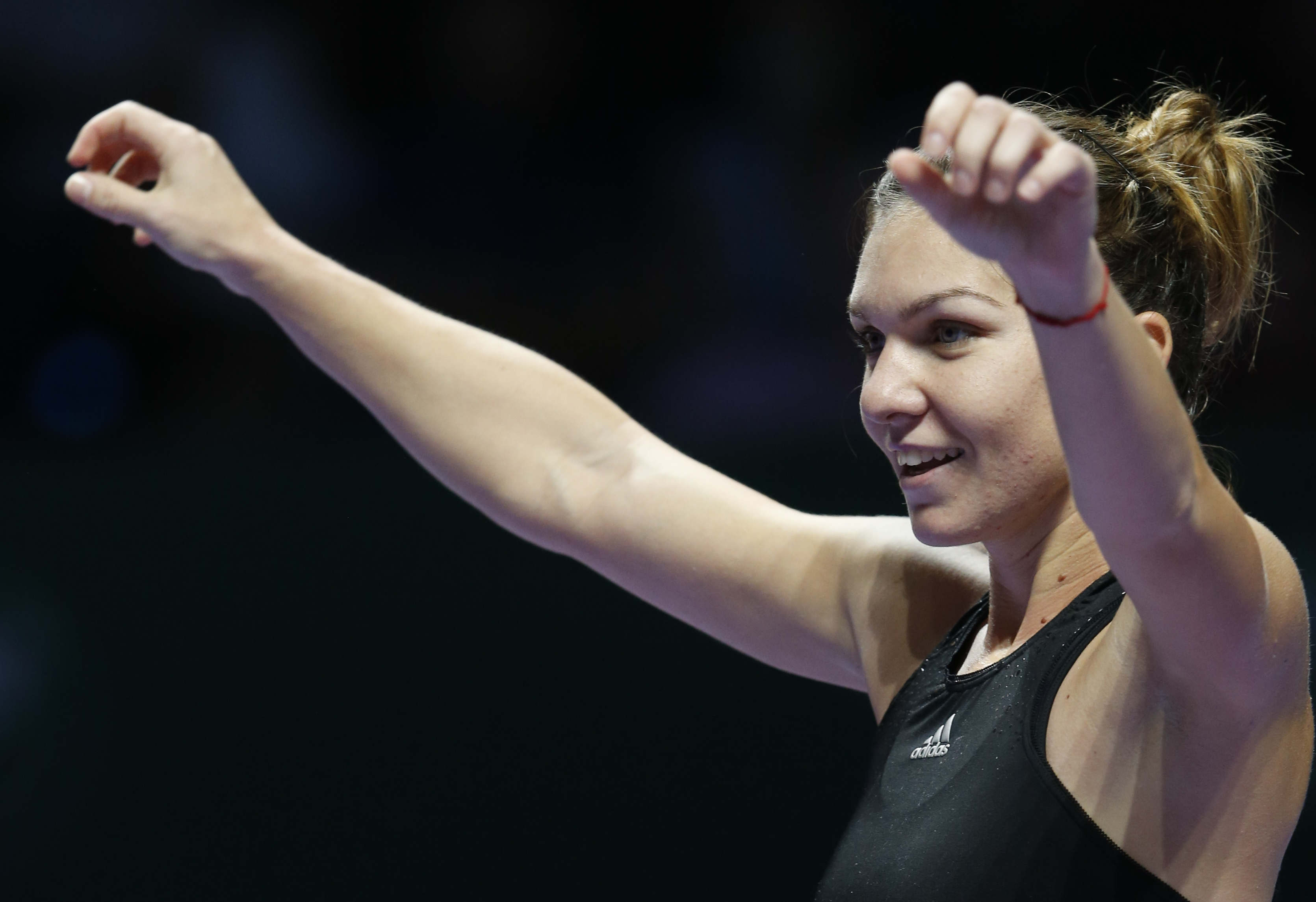 Simona Halep, schimbare INCREDIBILĂ! Cu SÂNII la vedere!