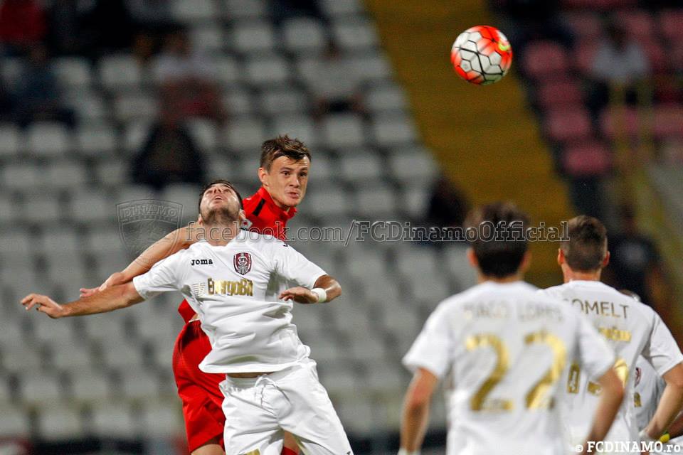 Fotbaliștii de la CFR Cluj le întorc cuțitul în rană dinamoviștilor. Au pus pe internet filmarea cu bucuria din vestiar, după ce le-a provocat primul eșec stagional / GALERIE FOTO&VIDEO