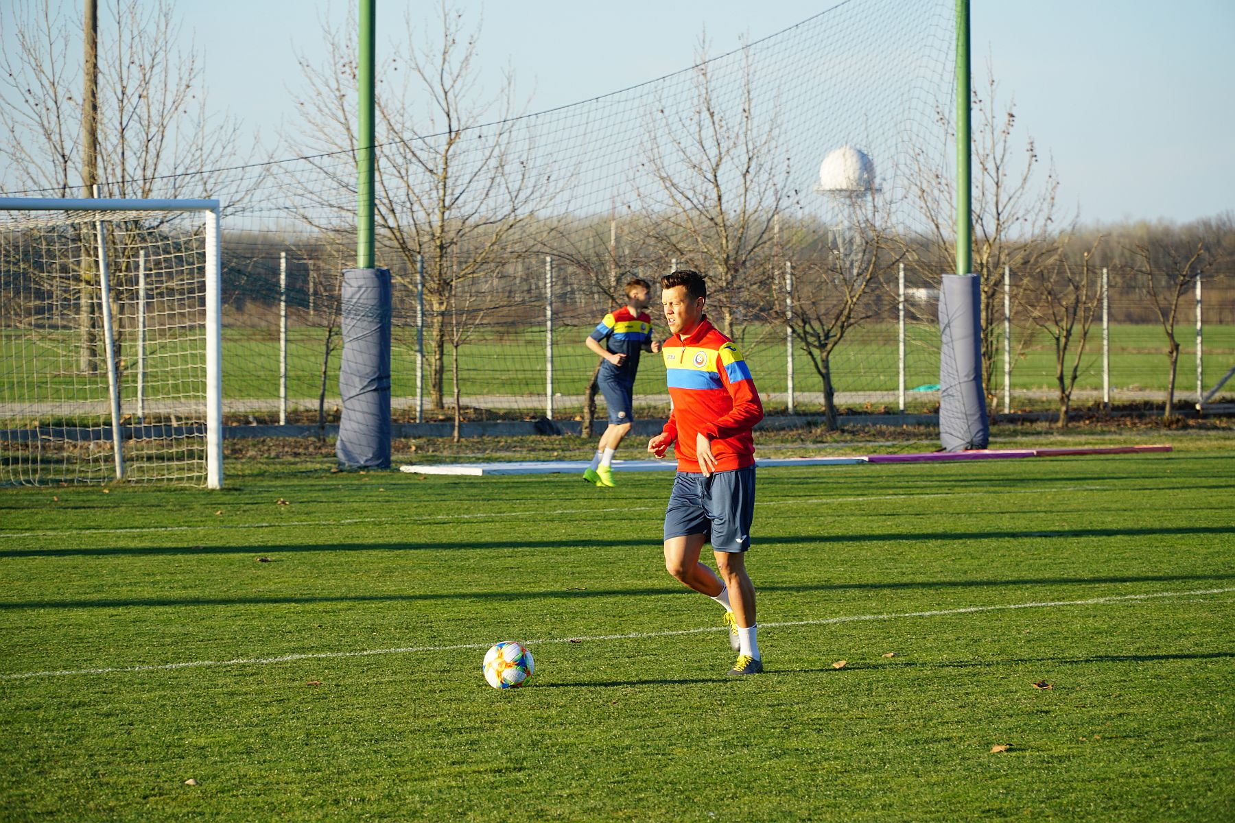 Naționala de tineret U21 s-a antrenat în premieră cu mingea oficială Euro 2019