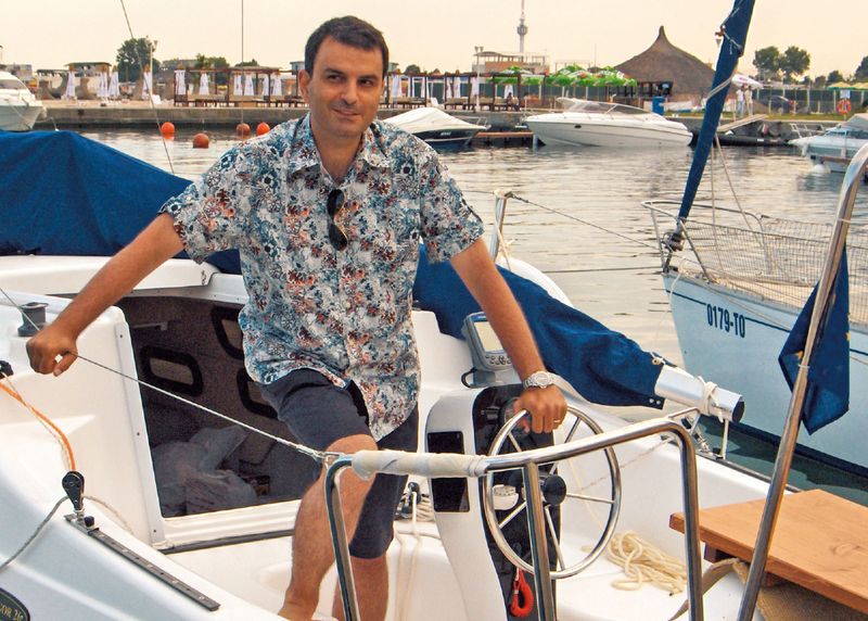 Lucian Mîndruță, explicații după ce și-ar fi înșelat soția. În urmă cu 15 ani a fost surprins cu o altă femeie: „Povestea aceea are să îi urmărească pe copiii mei”