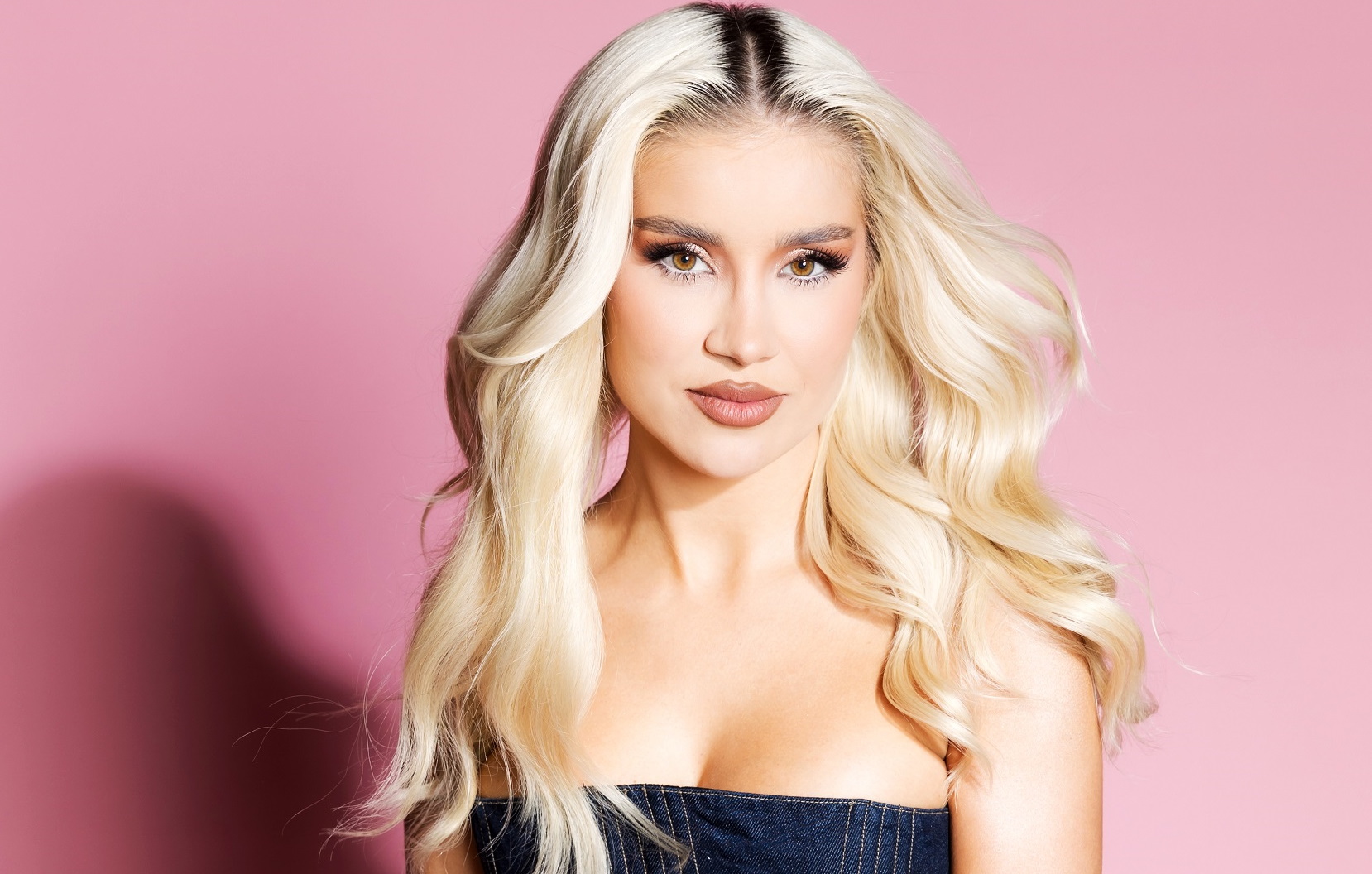„Love Island” 2023, la Pro TV. Prezentatoarea Alina Ceușan a ajuns în Tenerife: „Curând încep filmările! Sunt fericită”