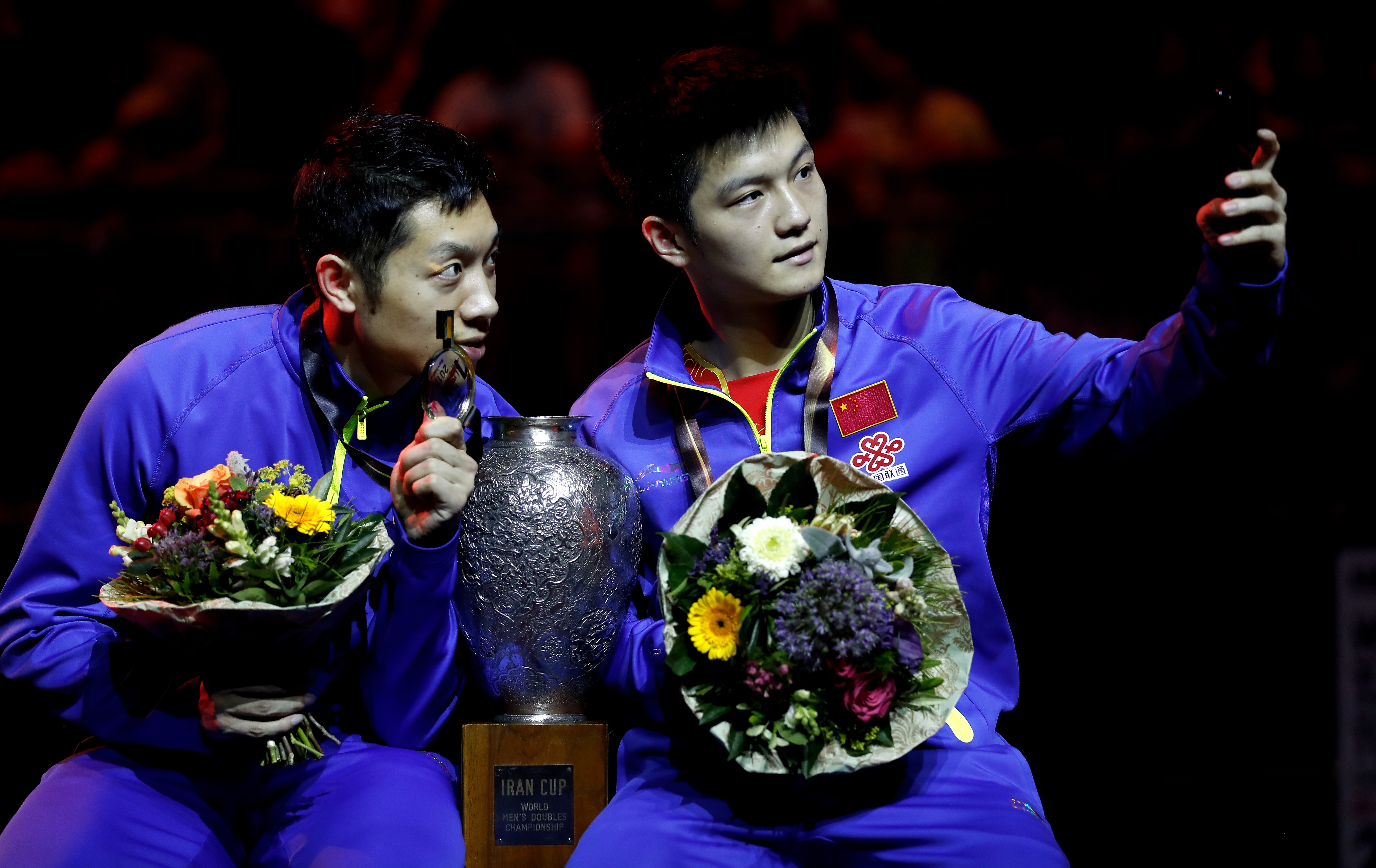 Chinezii au câștigat două titluri la Campionatul Mondial de tenis de masă. Japonezii au luat un aur. Copilul-minune, eliminat în sferturi