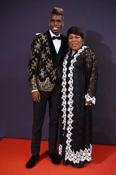 Pogba a fost senzația serii la gala FIFA. Starul de la Juve s-a îmbrăcat ca un clovn / GALERIE FOTO & VIDEO