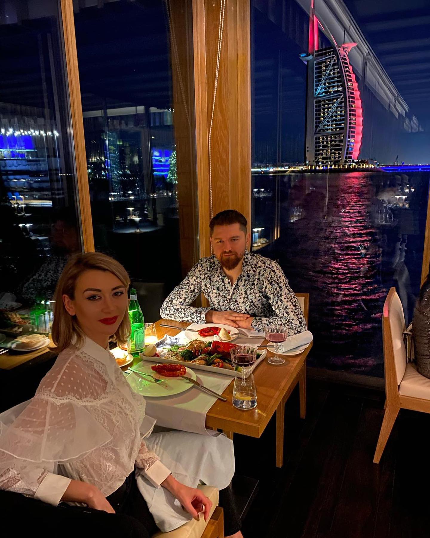 Cum și-a cunoscut Denisa Tănase soțul și ce se întâmplă în căsnicia lor, la 1 an de la nuntă. „Nimeni nu posedă pe nimeni”