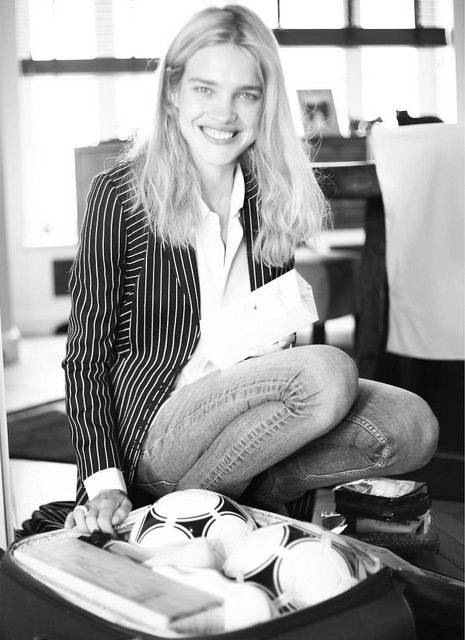 CM 2018 2018: Să ai grijă de tricolori! Supermodelul Natalia Vodianova prezintă tragerea la sorți de la Skt. Petersburg. ^Care sunt urnele, unde poate cădea România / FOTO