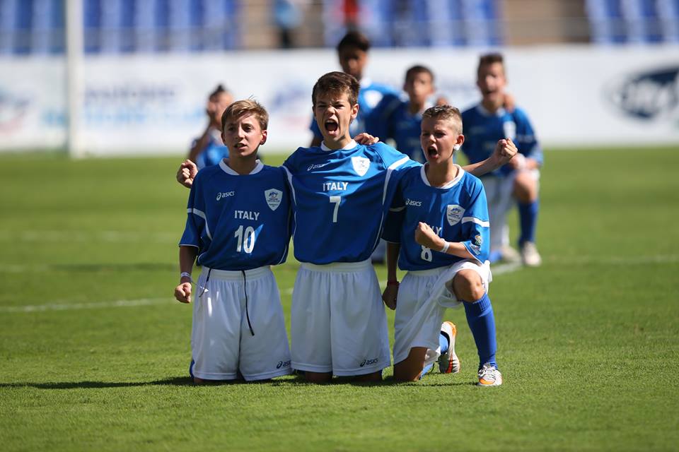 România lui Hagi a bătut Italia, dar s-a clasat pe 22 în lume / GALERIE FOTO&VIDEO