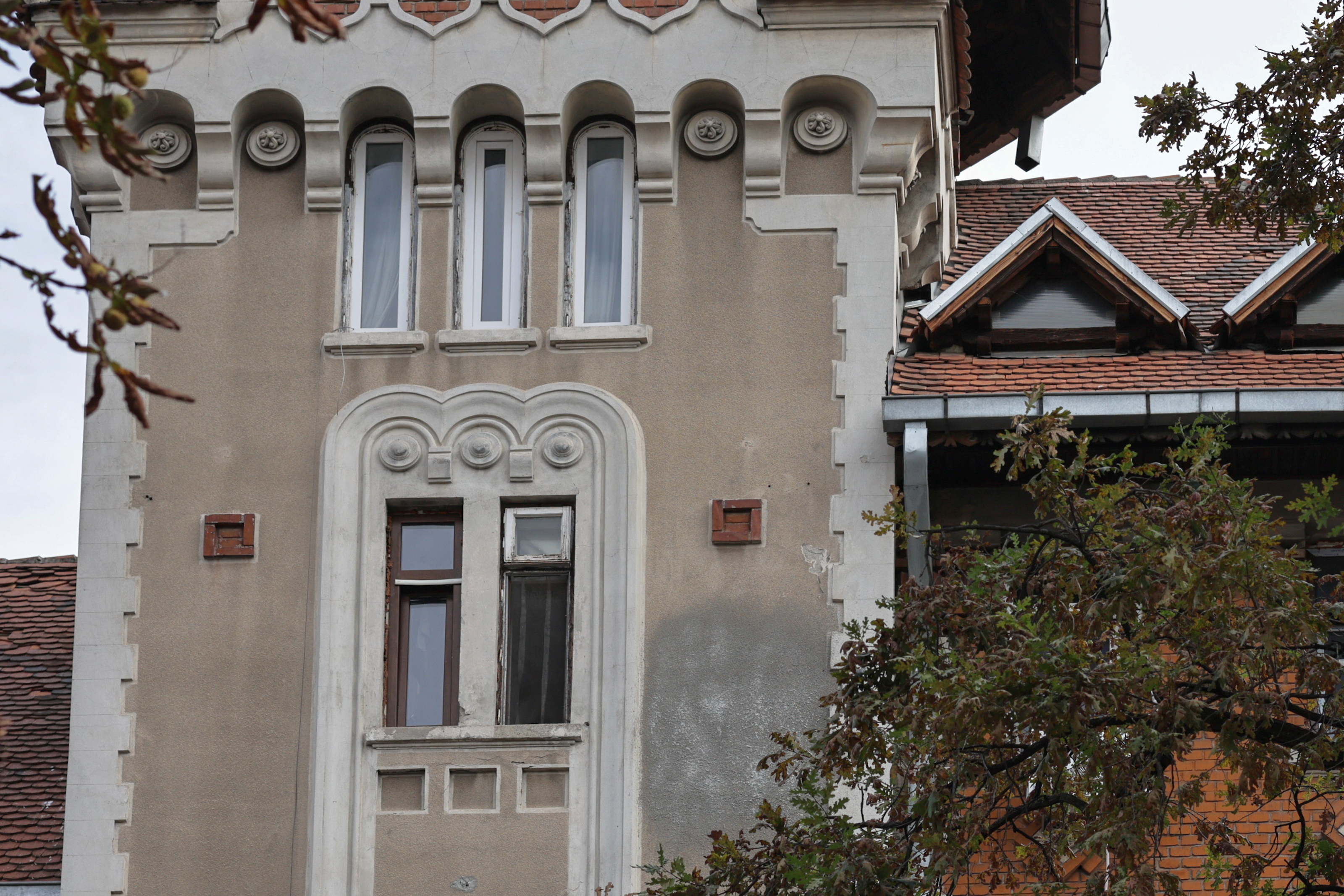 Blocul C.A.M. din Piața Lahovary