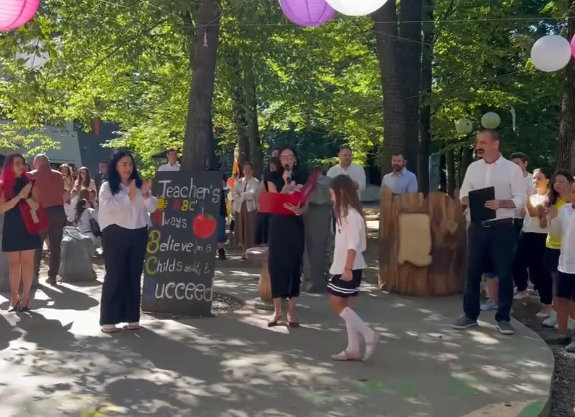 Copiii vedetelor în prima zi de școală