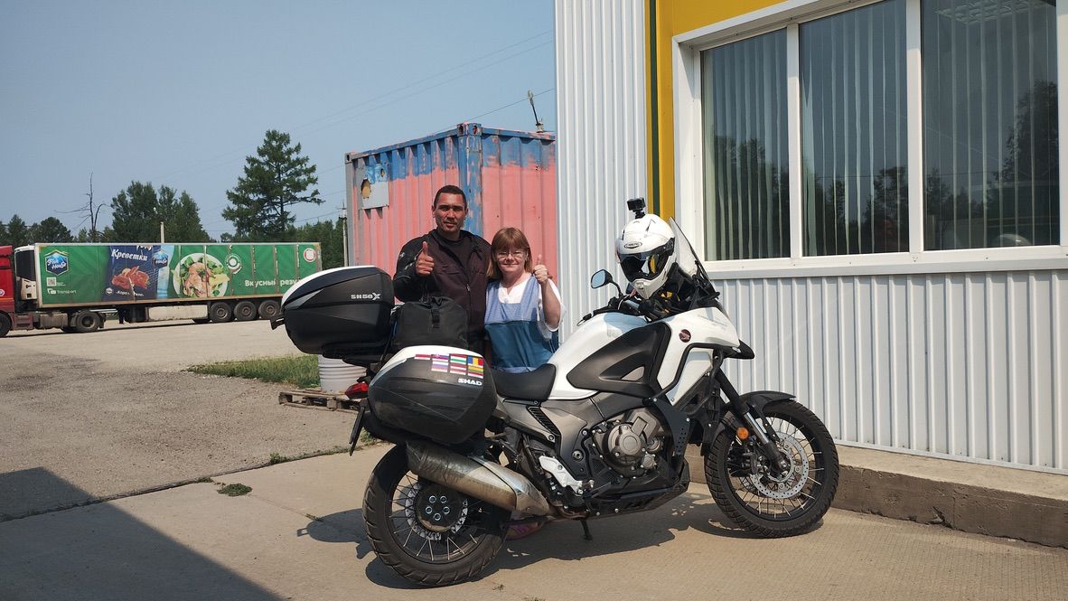 Din România până în Coreea de Sud pe motocicletă: un traseu de 36.000 de kilometri făcut în 91 de zile. Cifrele unei călătorii extraordinare