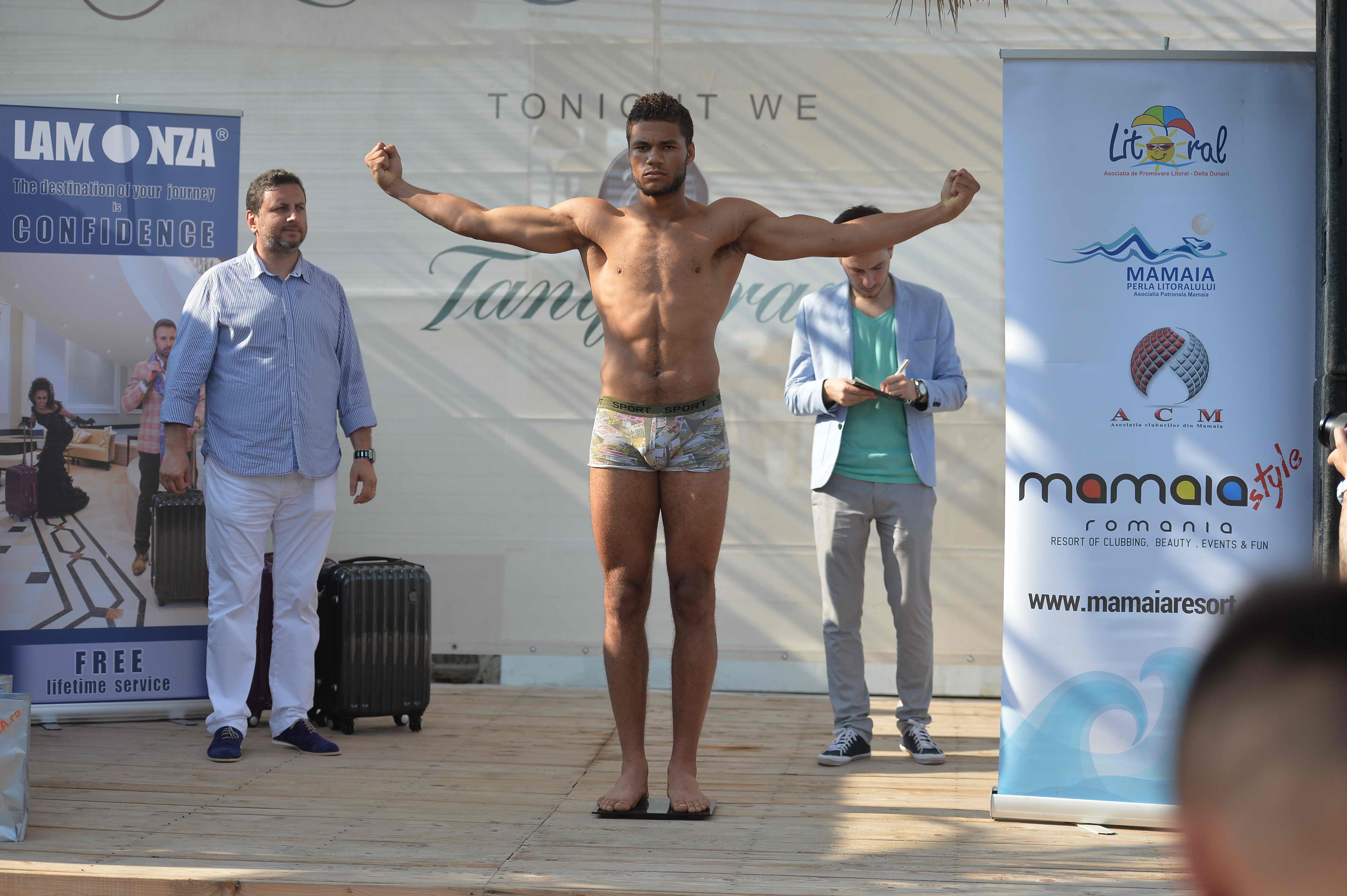 Luptătorii de la Superkombat Mamaia au trecut cu bine de proba cântarului / GALERIE FOTO