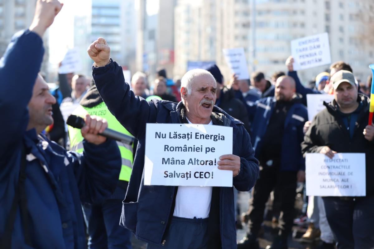 Minerii şi energeticienii protestează în Piaţa Victoriei față de măsurile luate de Guvern. Care sunt nemulțumirile lor
