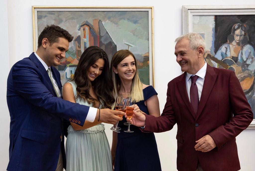 FOTO/ Irina Tănase, iubita lui Dragnea, ţinută ca a lui Meghan Markle. Rochia ducesei de Sussex costă 1.350 de lire