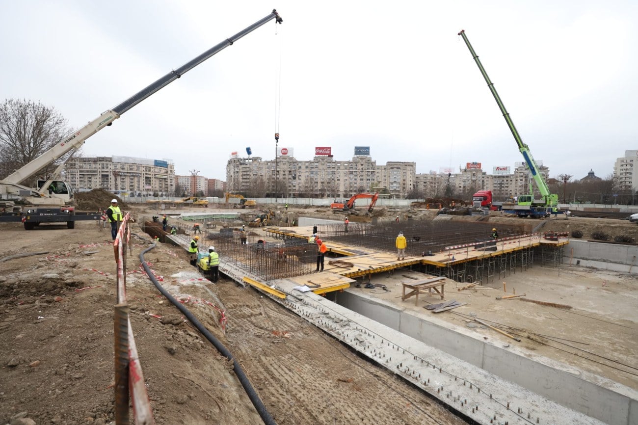 Daniel Băluță anunță când se redeschide traficul în zona Hanul lui Manuc din București. Lucrările la Planșeul Unirii au ajuns la 50%