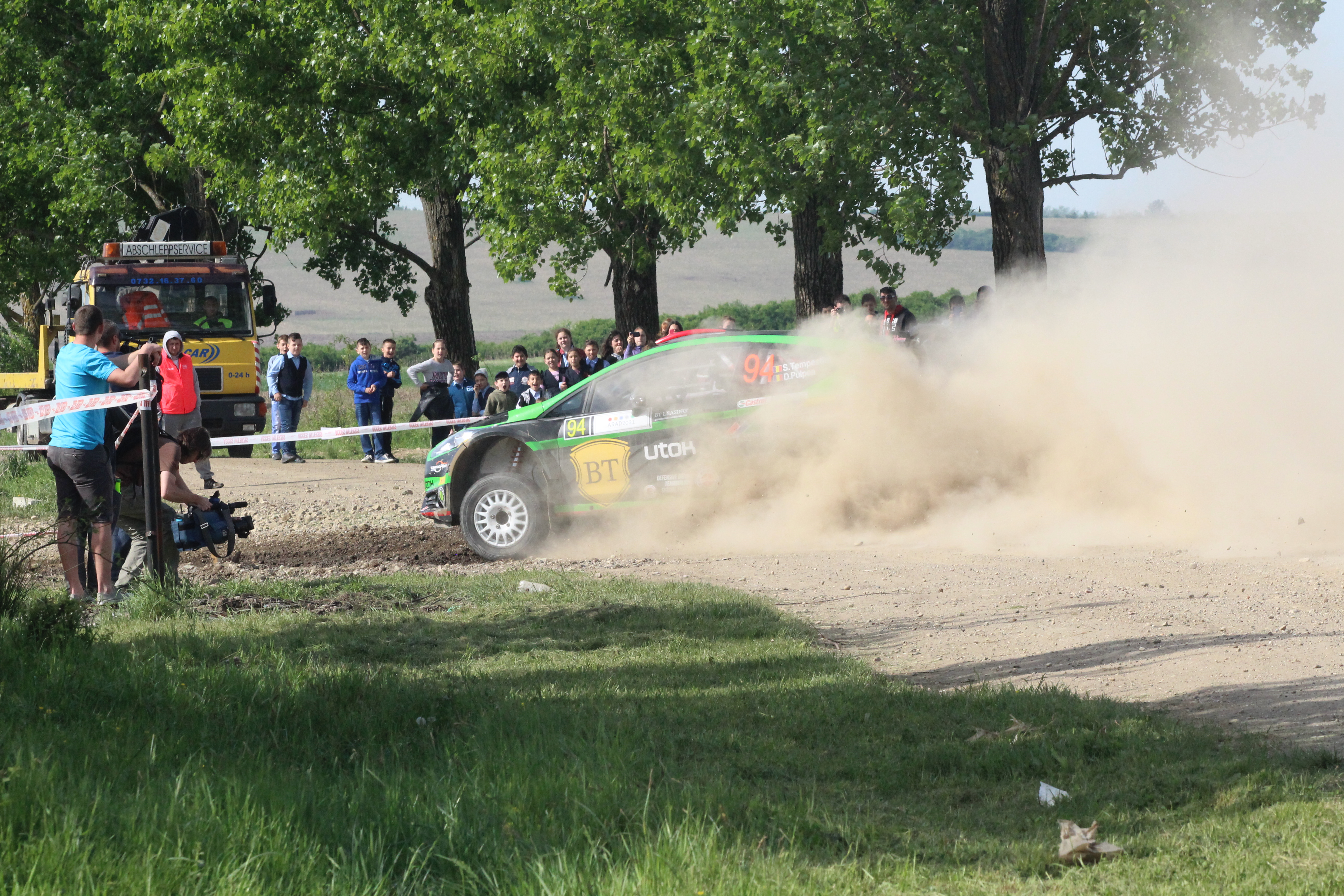 RALIUL ARADULUI: Tempestini rupe podiumurile și inimile fetelor / FOTO