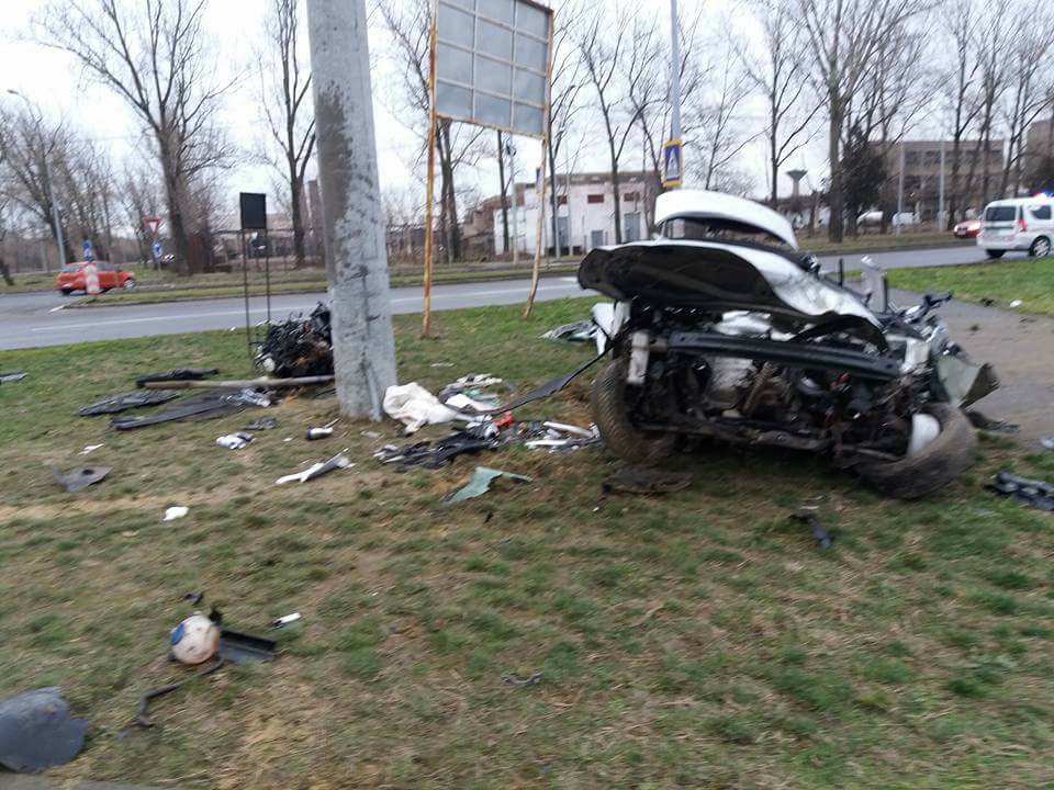 FOTO/ Un polițist de frontieră a murit într-un accident în Oradea. Era tatăl unei fetițe