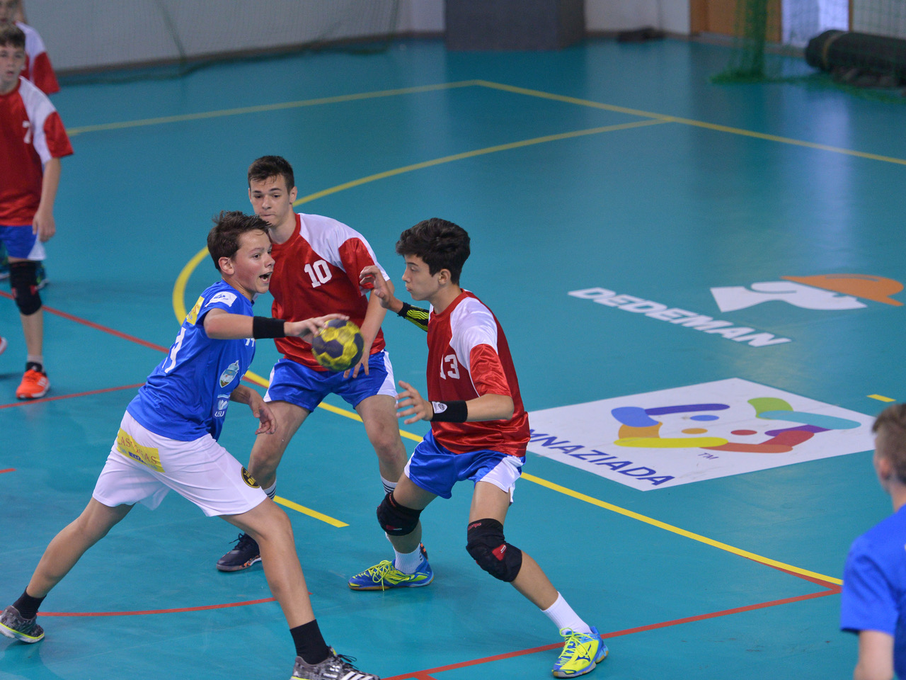 Amintiri din copilărie! Școala "Ion Creangă" a câștigat Gimnaziada 2018 la handbal