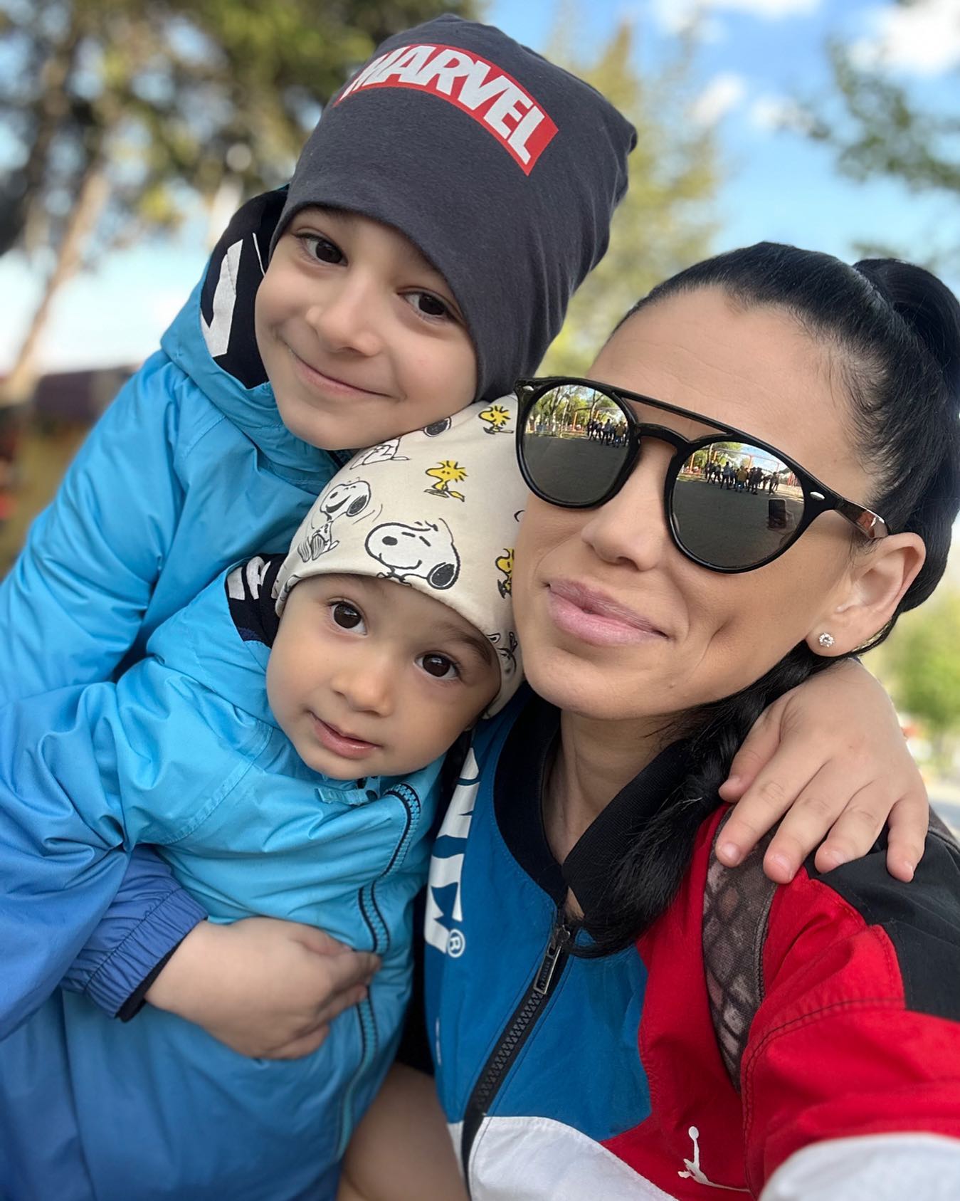 Roxana Vancea a spus cum se înțelege cu fosta iubită a soțului ei: „Pe Milan îl împărțim, iar el mi-a spus «mamă» încă din primul an”