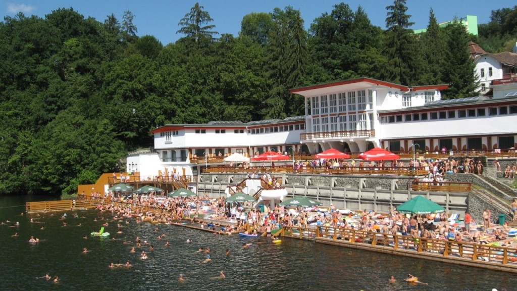 Comorile României | Un lac din Transilvania deține trei recorduri mondiale