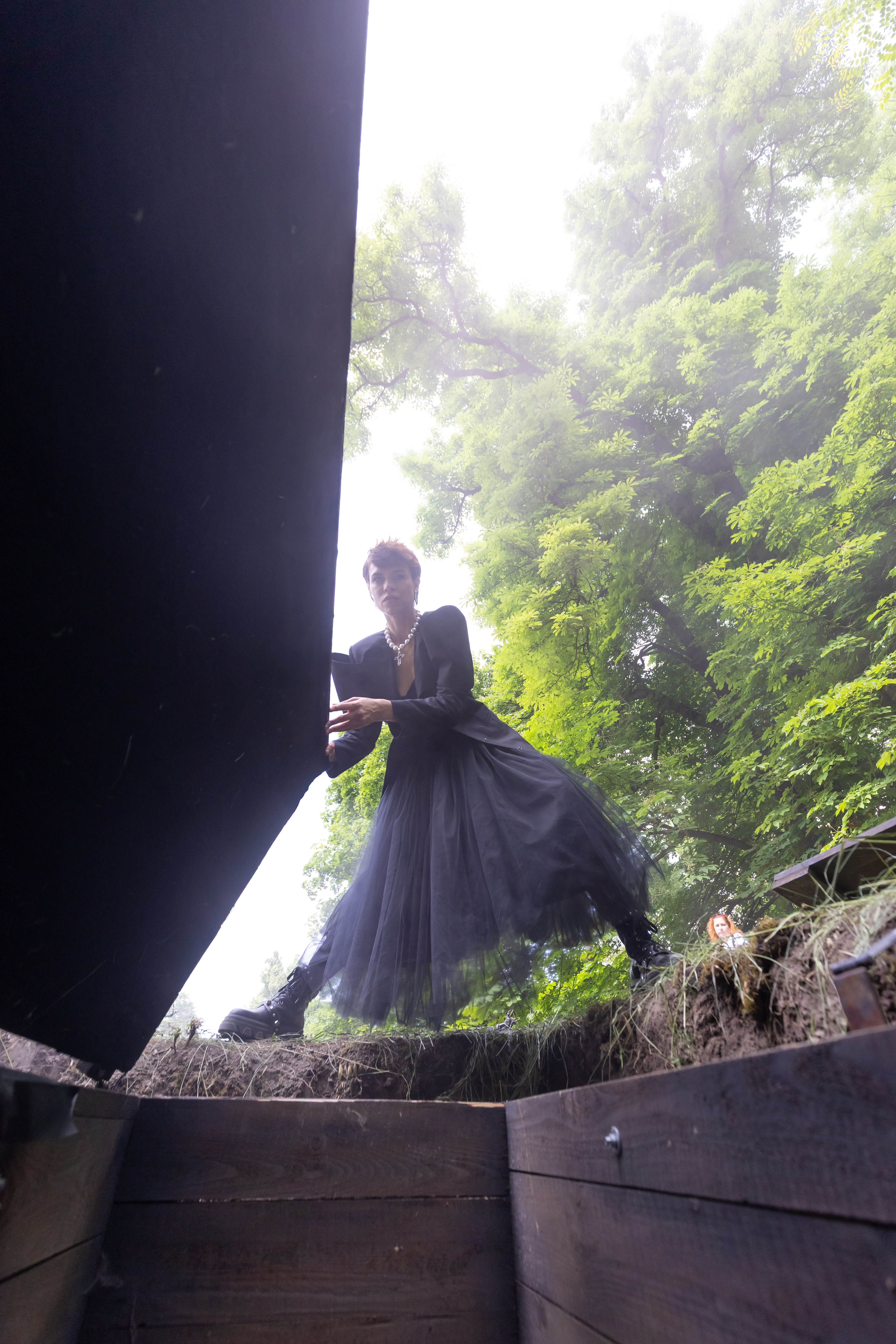 Cu ce a plecat acasă Ana Ularu de la filmările pentru „Trădătorii”: „Era o bucurie să vin în tricouașul meu alb și bluguții mei banali și să se devin contesă”