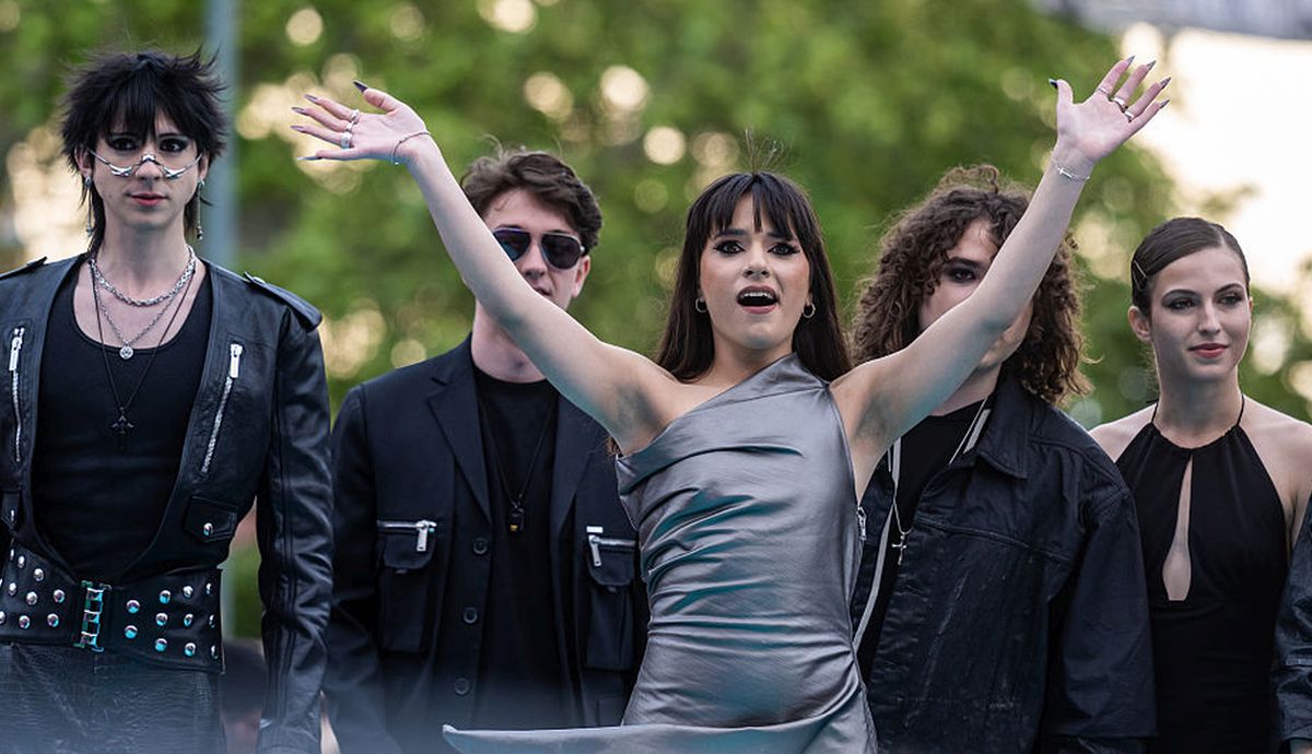 Alexandra Căpitănescu, descrisă de presa internațională fiind „o combinație între Lady Gaga și Maria Callas”. Imagini cu reprezentanta României în finala Eurovision 2026