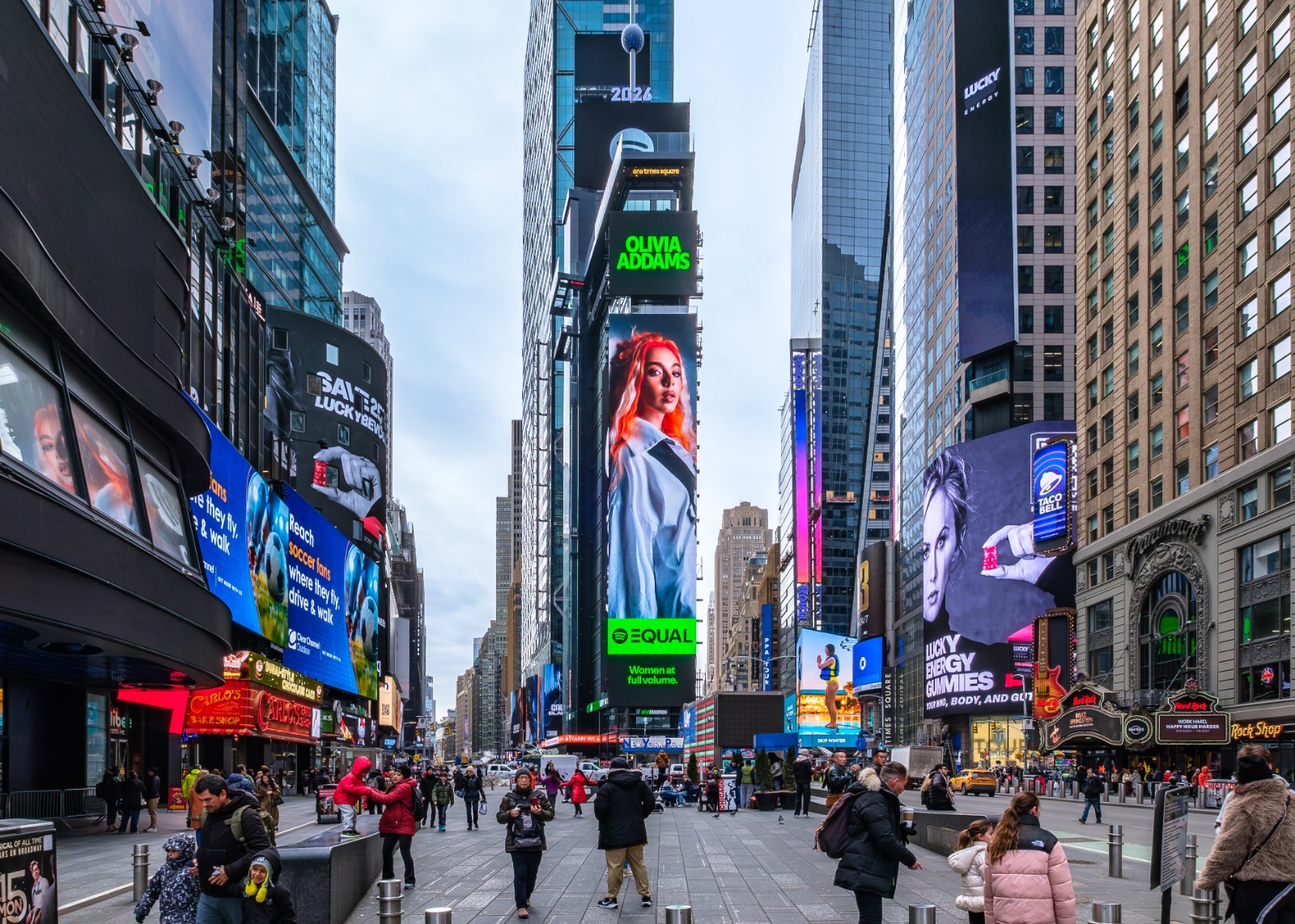 Artista din finala Eurovision România 2026 care a ajuns pe ecranele din Times Square: „Lucrurile se aliniază”