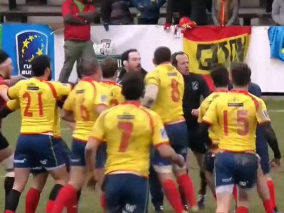 Forurile din rugby investighează prestația arbitrului român Vlad Iordăchescu la meciul Belgia - Spania | FOTO&VIDEO