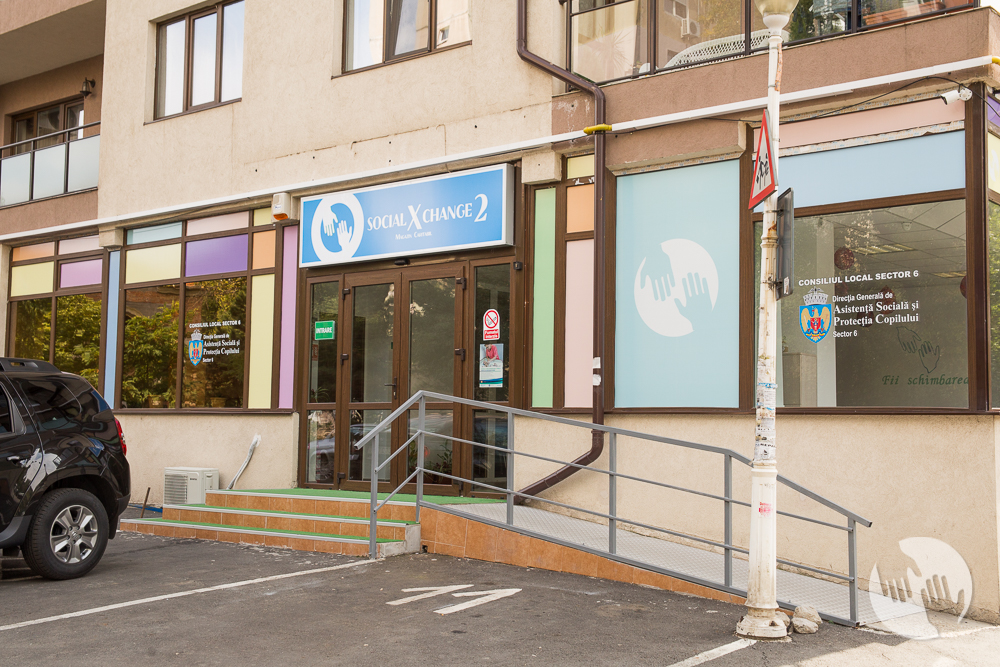 VIDEO/ S-a deschis magazinul unde iei mâncarea pe puncte, pe baza muncii în folosul comunității