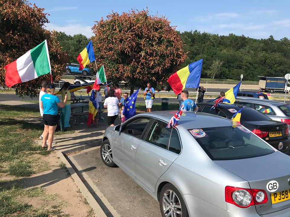 Coloană de mașini din Moldova, pentru Mitingul Diasporei. Se alătură protestului din Piața Victoriei