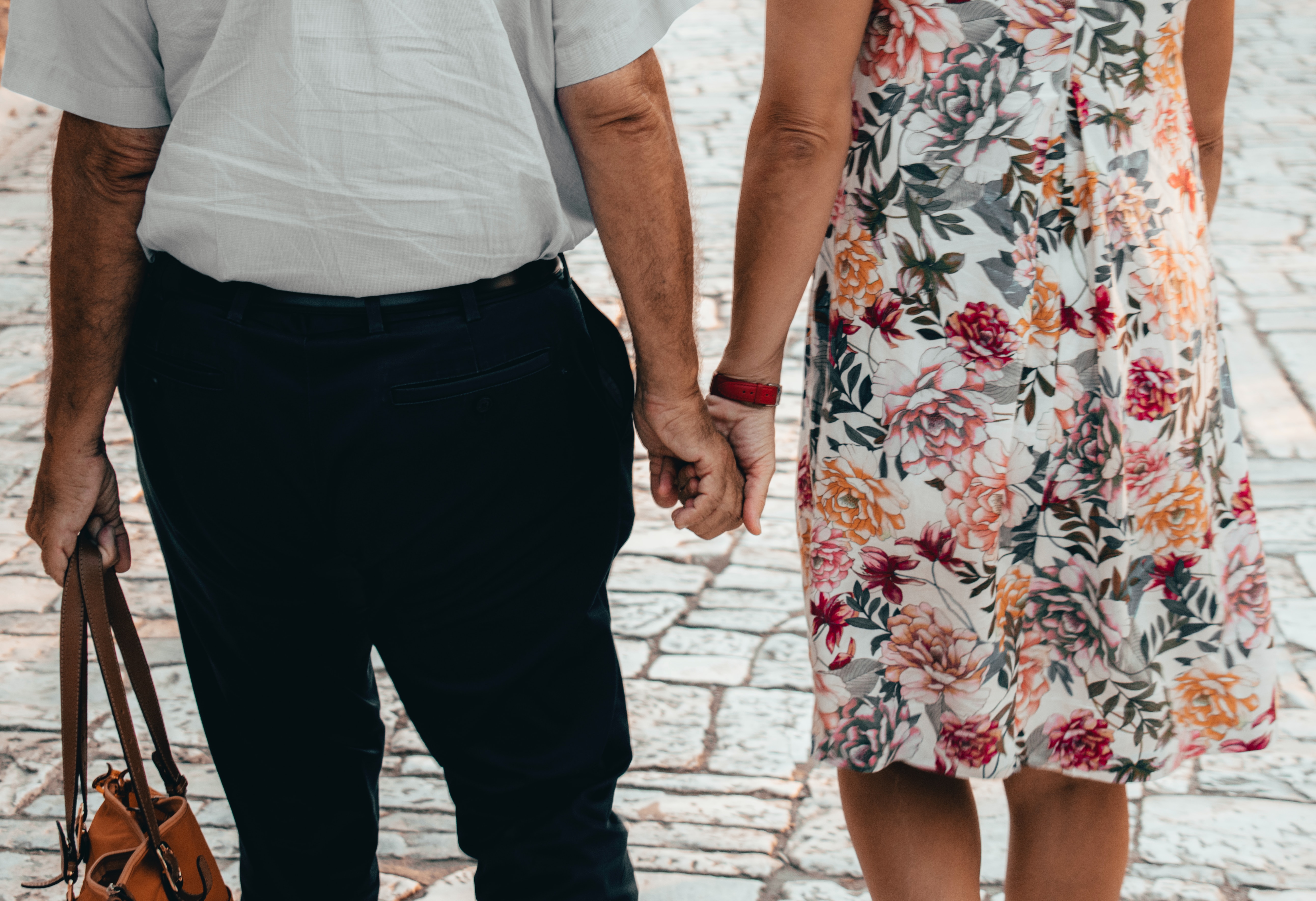 Życie erotyczne 70 plus. "Ile kobiet odwiedziło mnie w pokoju? 20 przez dwa tygodnie turnusu!"