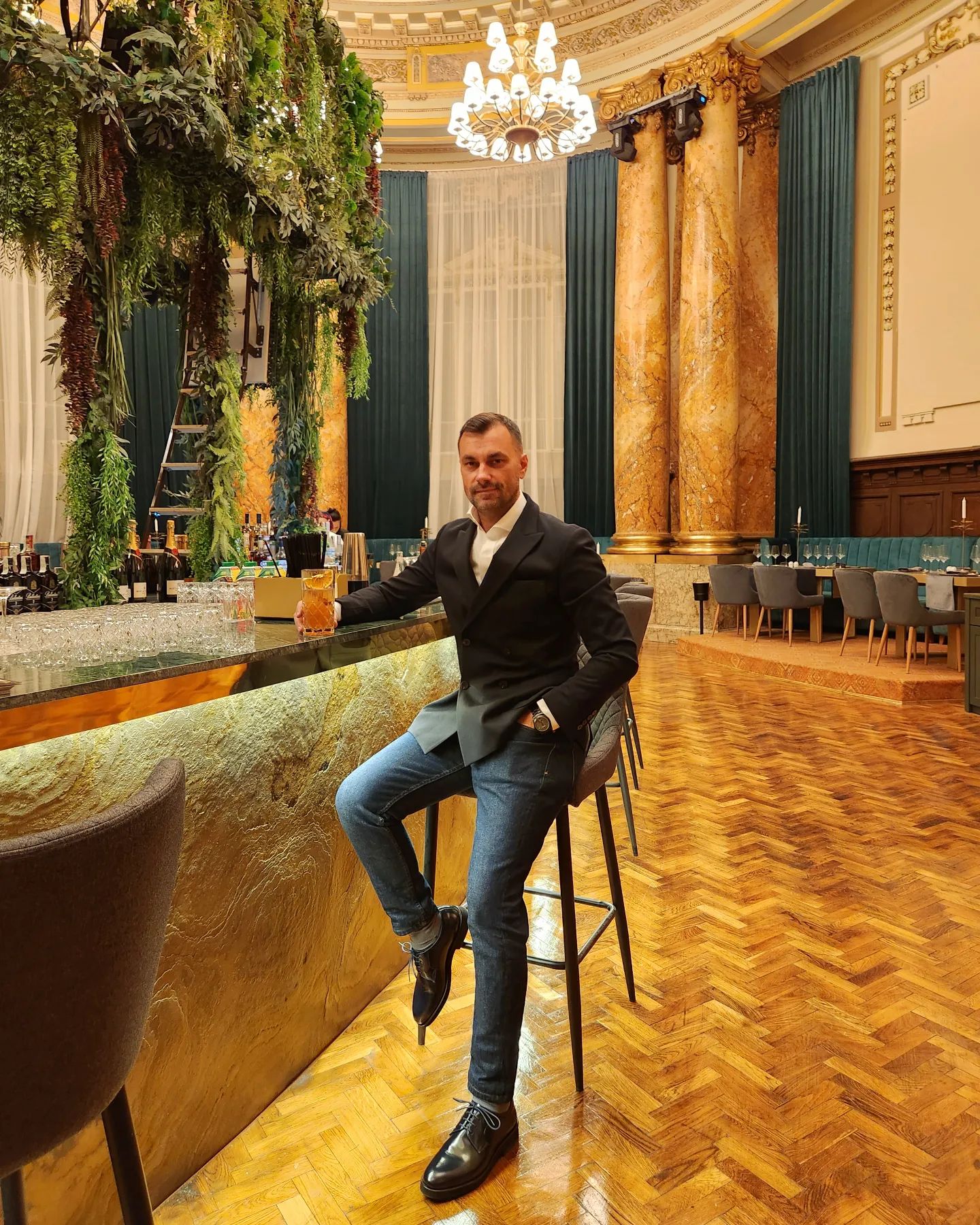Cu ce vedete a mai fost cuplat Flavius Nedelea, iubitul Anamariei Prodan. Își răsfăța partenerele în vacanțe scumpe