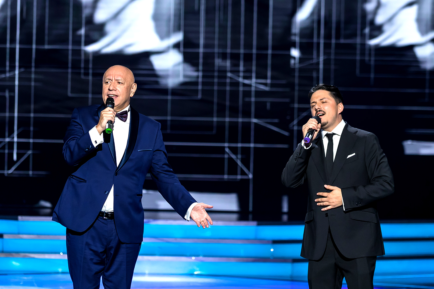 Program de Revelion 2026 la TVR. Ce artiști vor urca pe scenă în noaptea dintre ani!