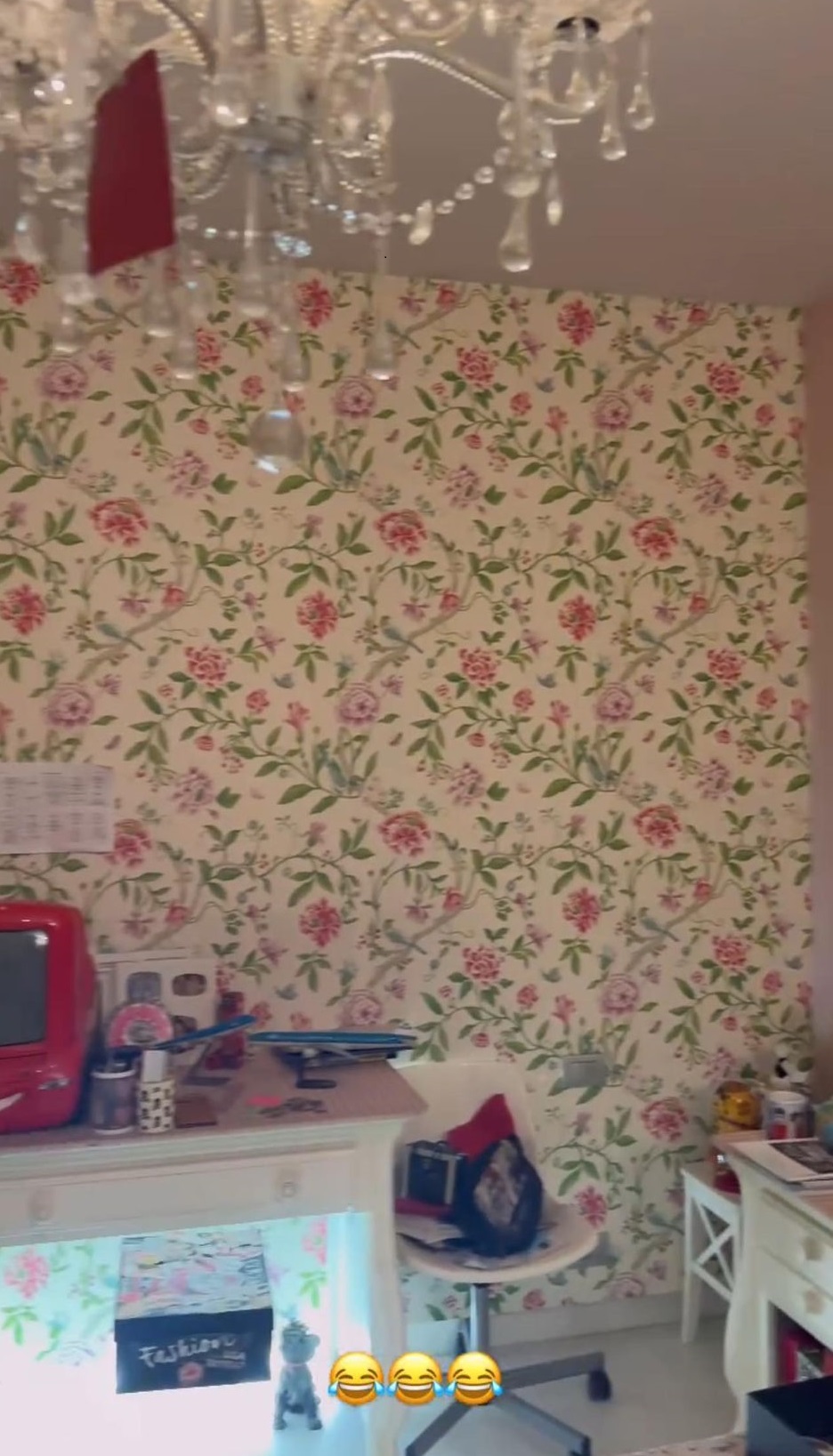 Imagini cu camera în care a copilărit Alexia Eram. Fiica Andreei Esca și-a cumpărat singură un apartament de 200.000 de euro