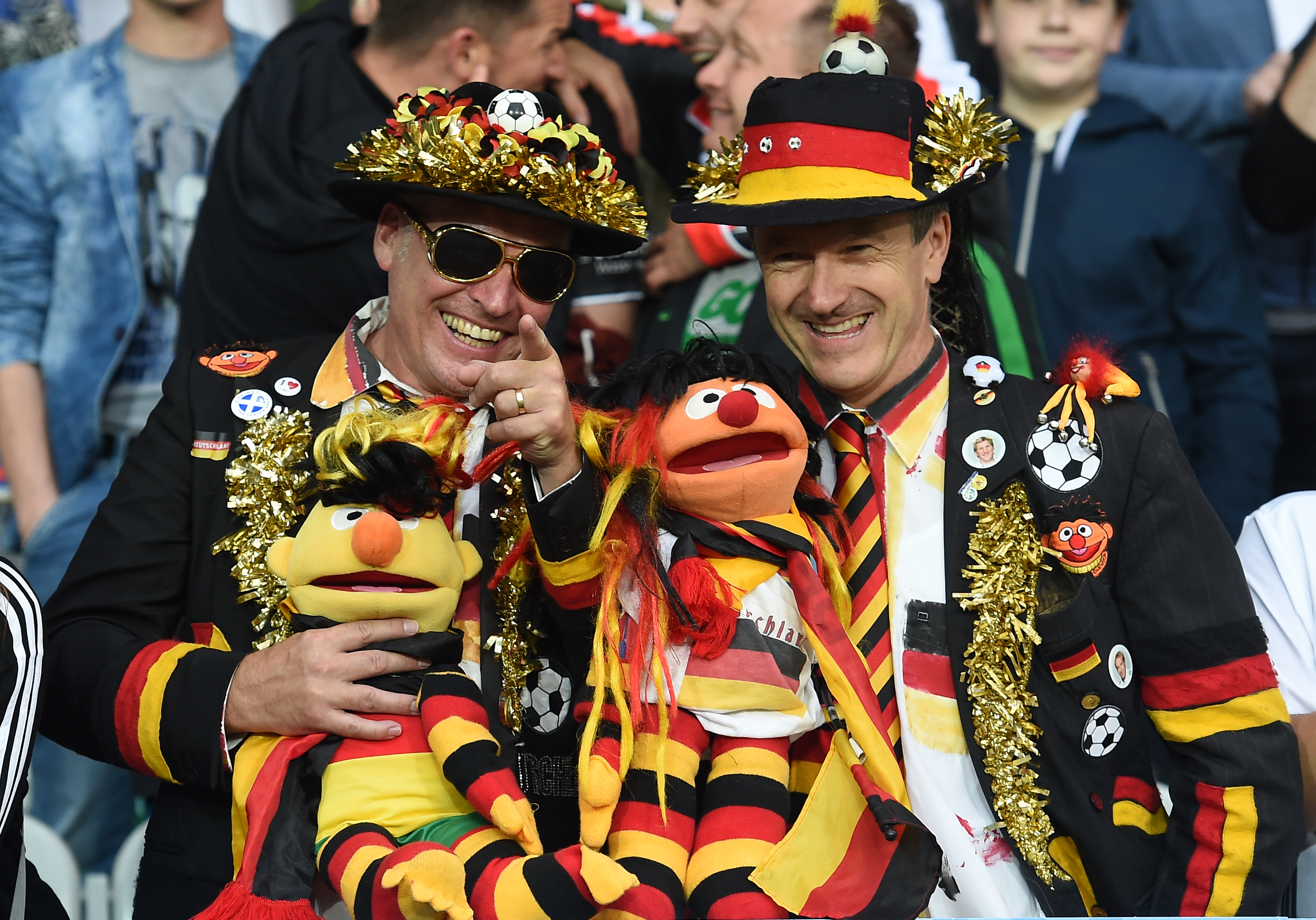 Euro 2016. Ritualul dezgustător al lui Low. Antrenorul german și-a pus mâna în zona intimă, apoi și-a mirosit degetele! / VIDEO