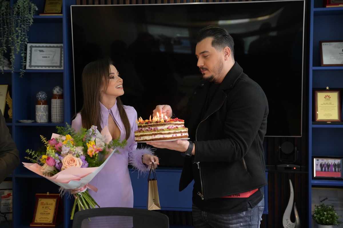 Bursucu, surpriză pentru Ana Maria Barnoschi, colega lui de la „Roata Norocului”: „Aveam doar 19 ani când am pășit în platoul de la Kanal D”