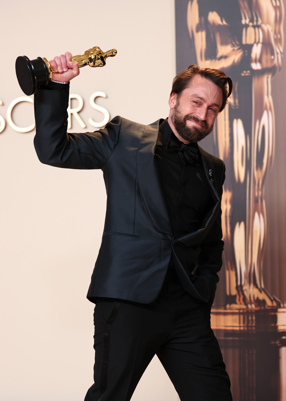Kieran Culkin a câștigat Oscarul pentru cel mai bun actor în rol secundar. Debutul l-a avut la șapte ani în „Home Alone”, unde a jucat cu fratele său mai mare, Macaulay Culkin